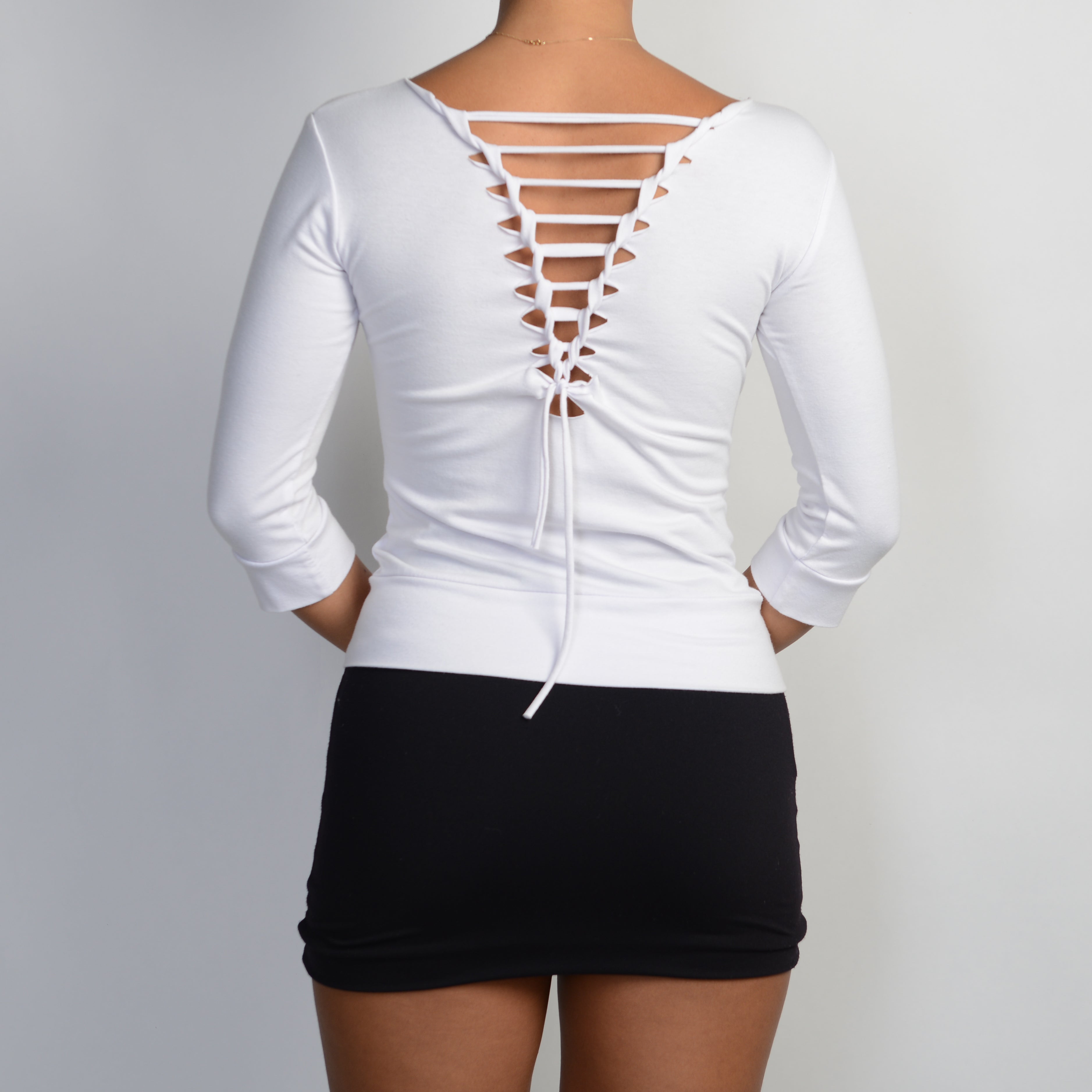 WHITE 3/4 SLEEVE TOP