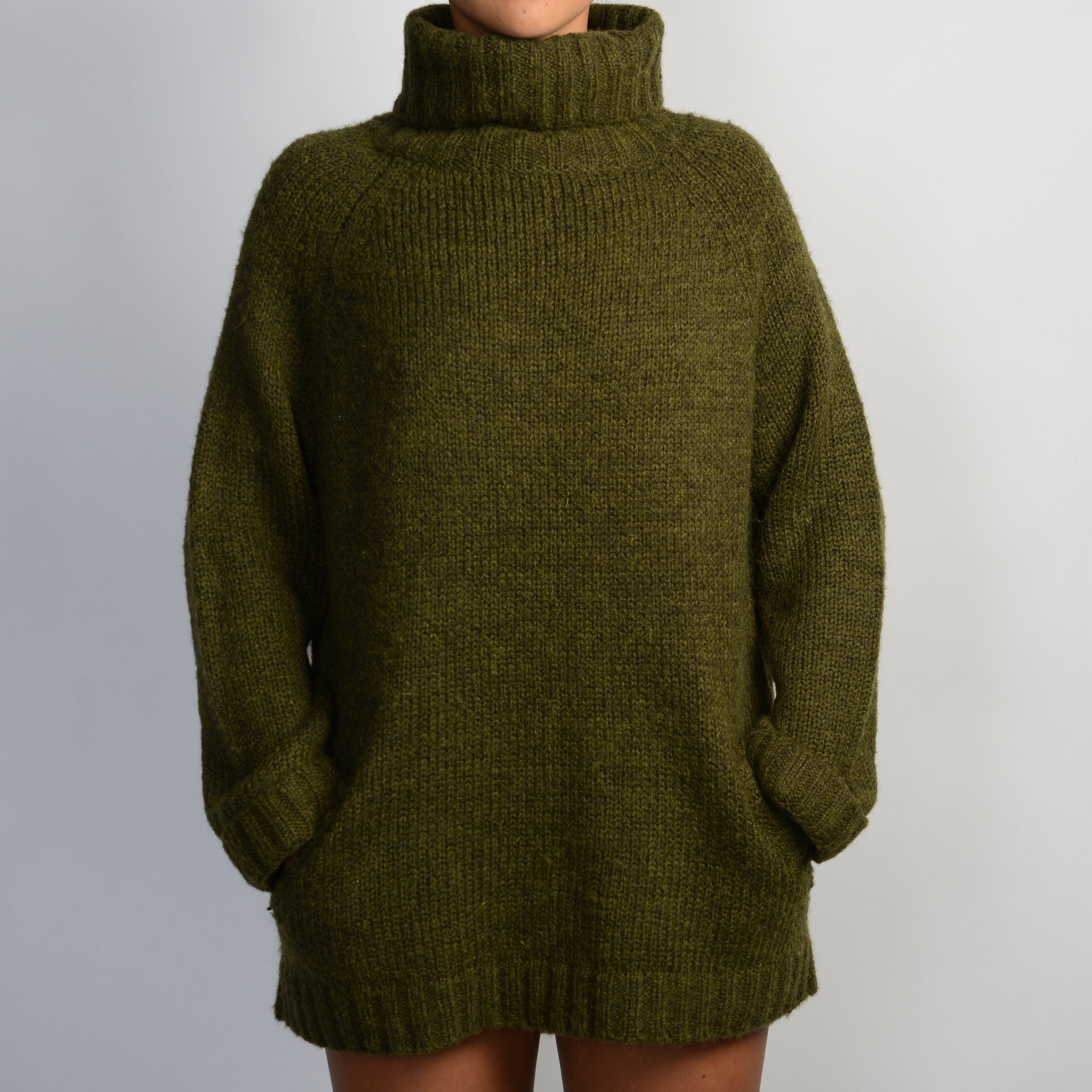 KHAKI TURTLENECK SWEATER
