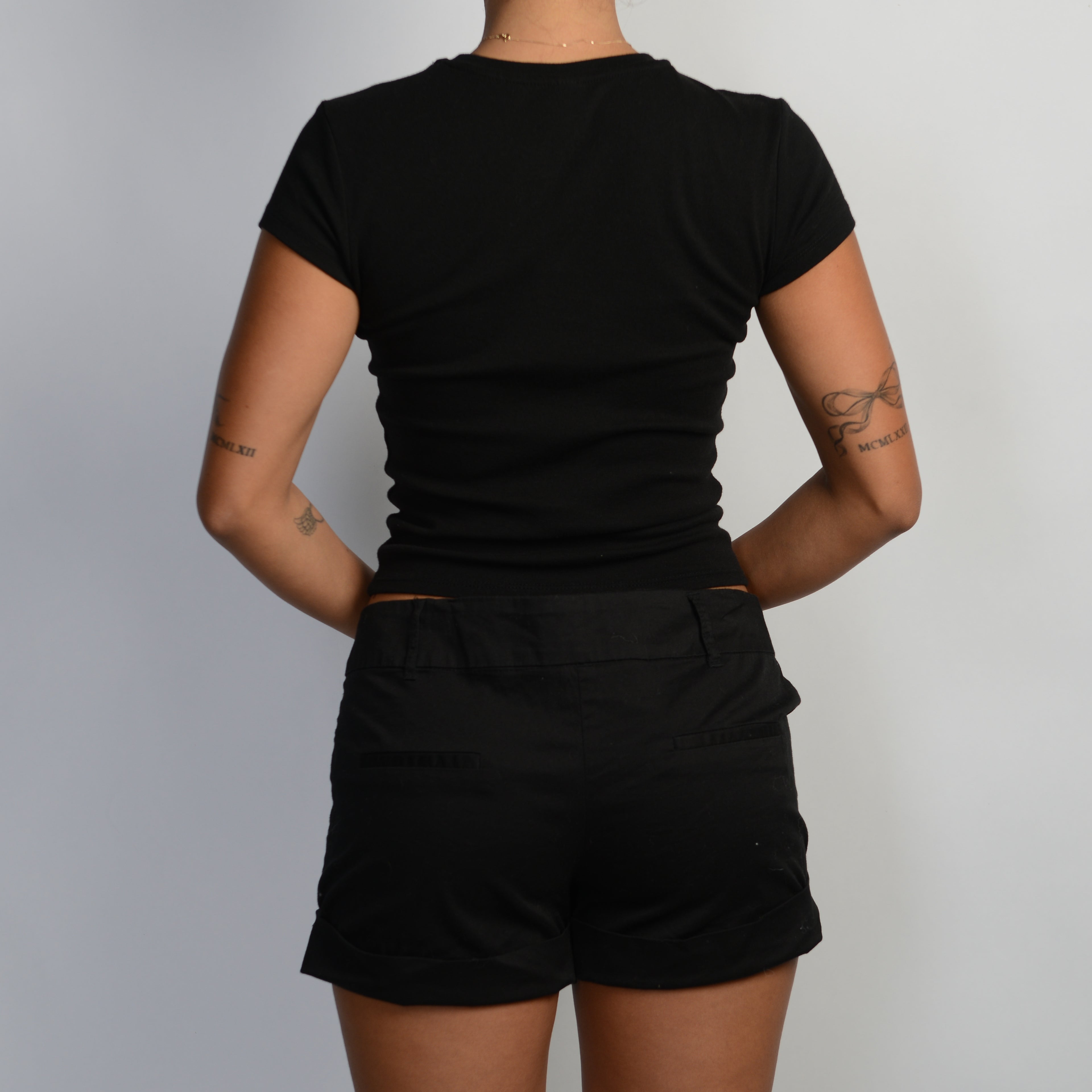 BLACK TAILORED SHORTS