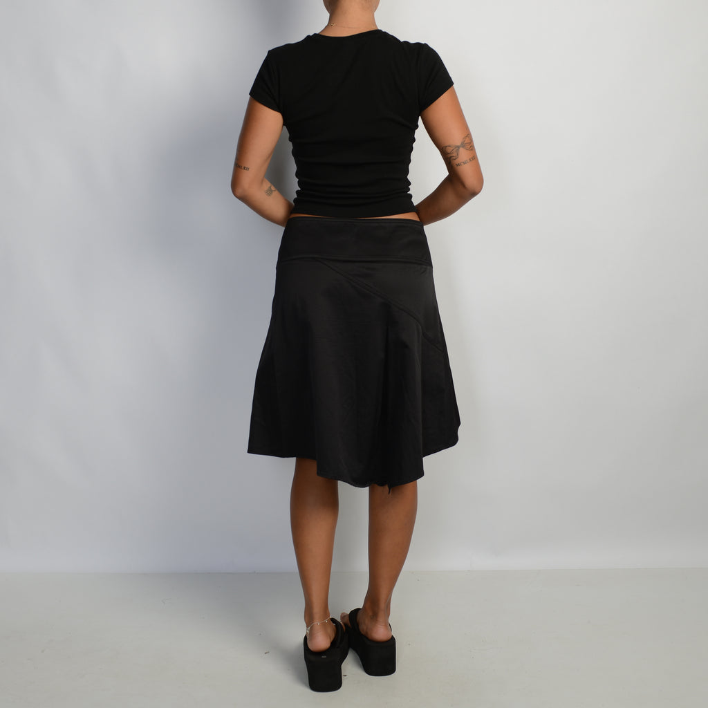 BLACK ASYMMETRIC SKIRT