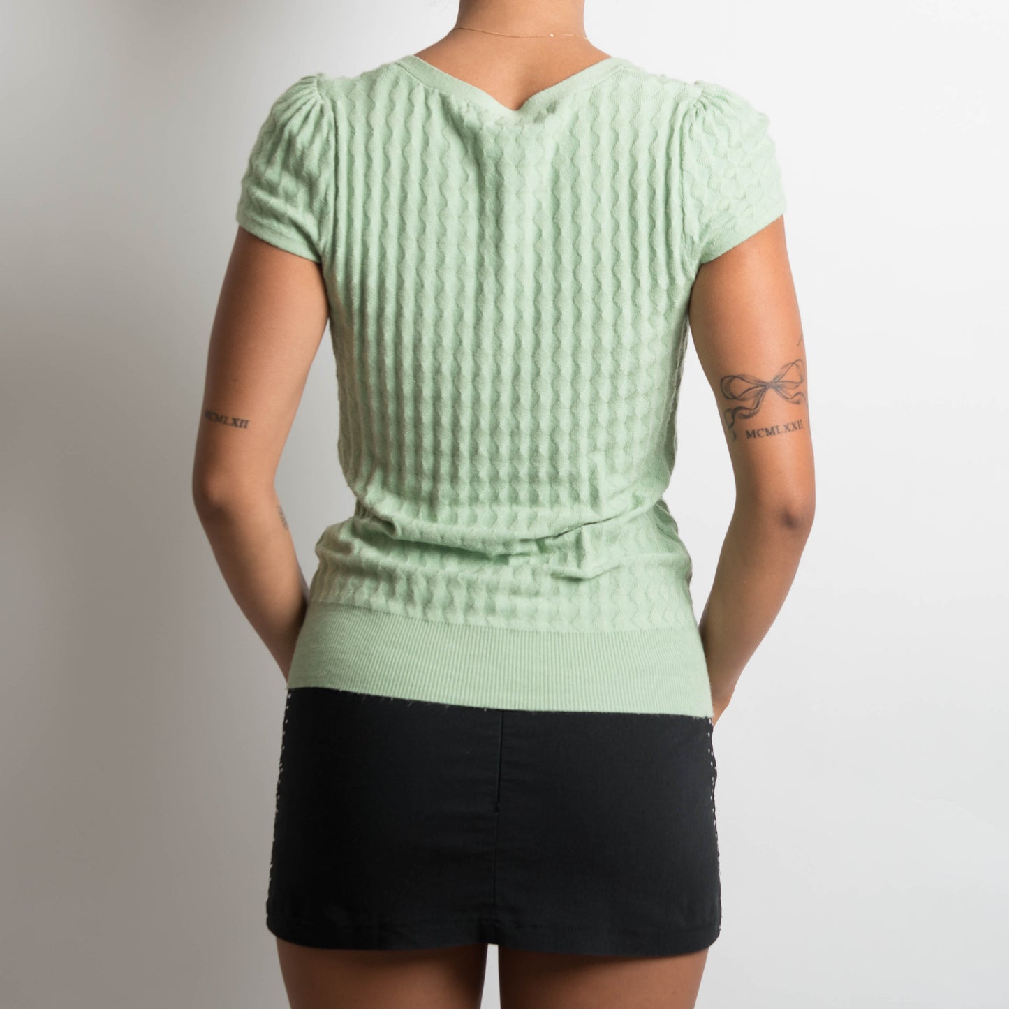 GREEN TEXTURED KNIT TOP