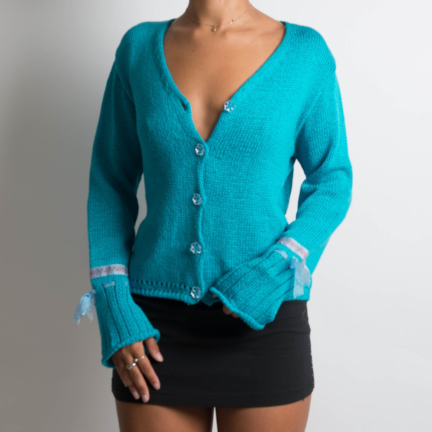 CARDIGAN EN MAILLE BLEU VIF