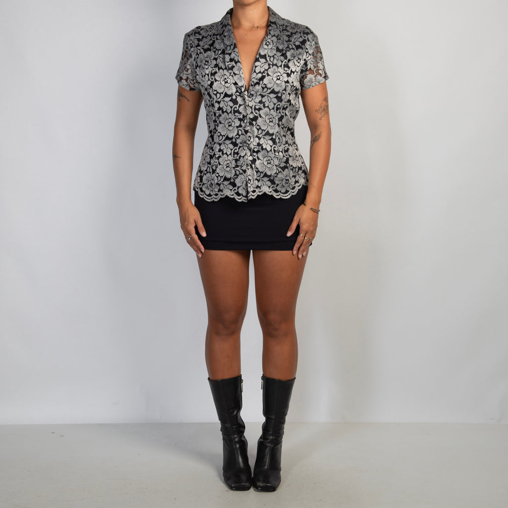 B&W FLORAL LACE BLOUSE