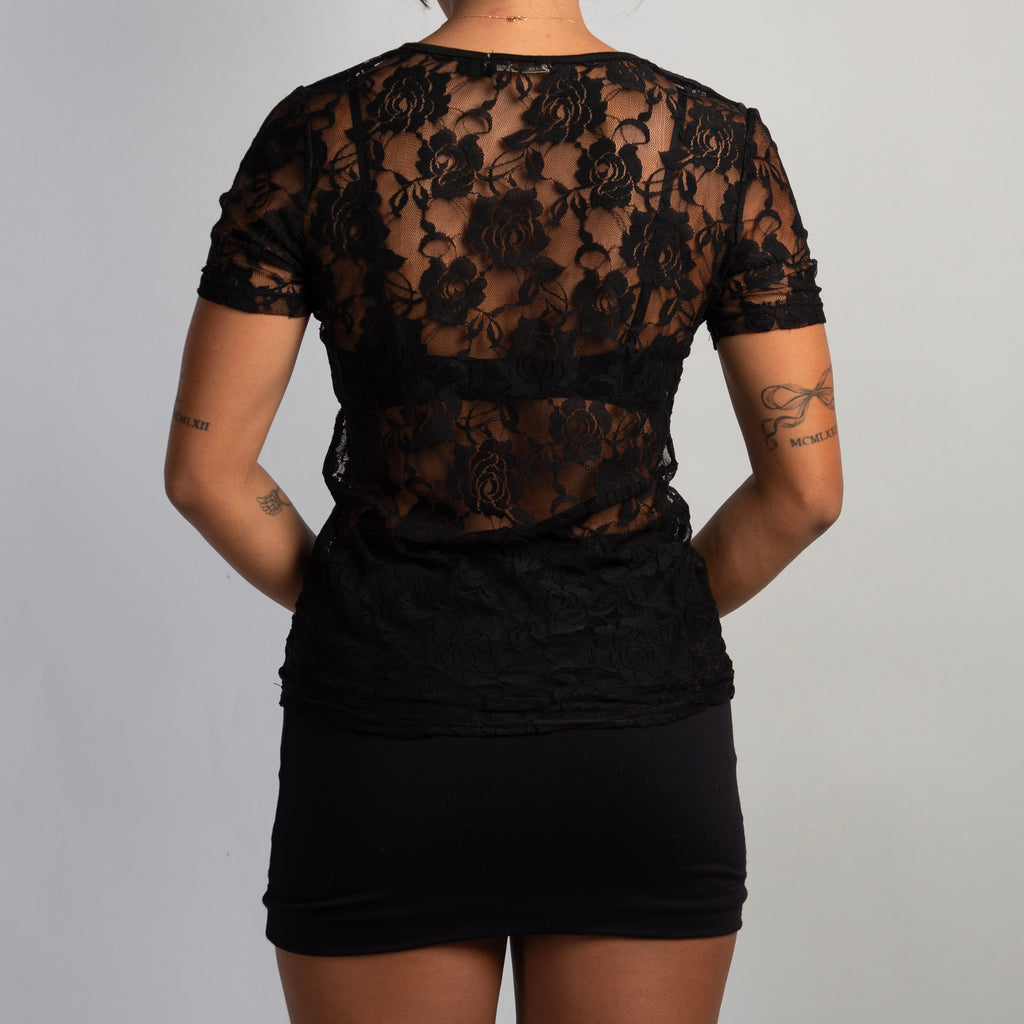 BLACK LACE BABY TEE