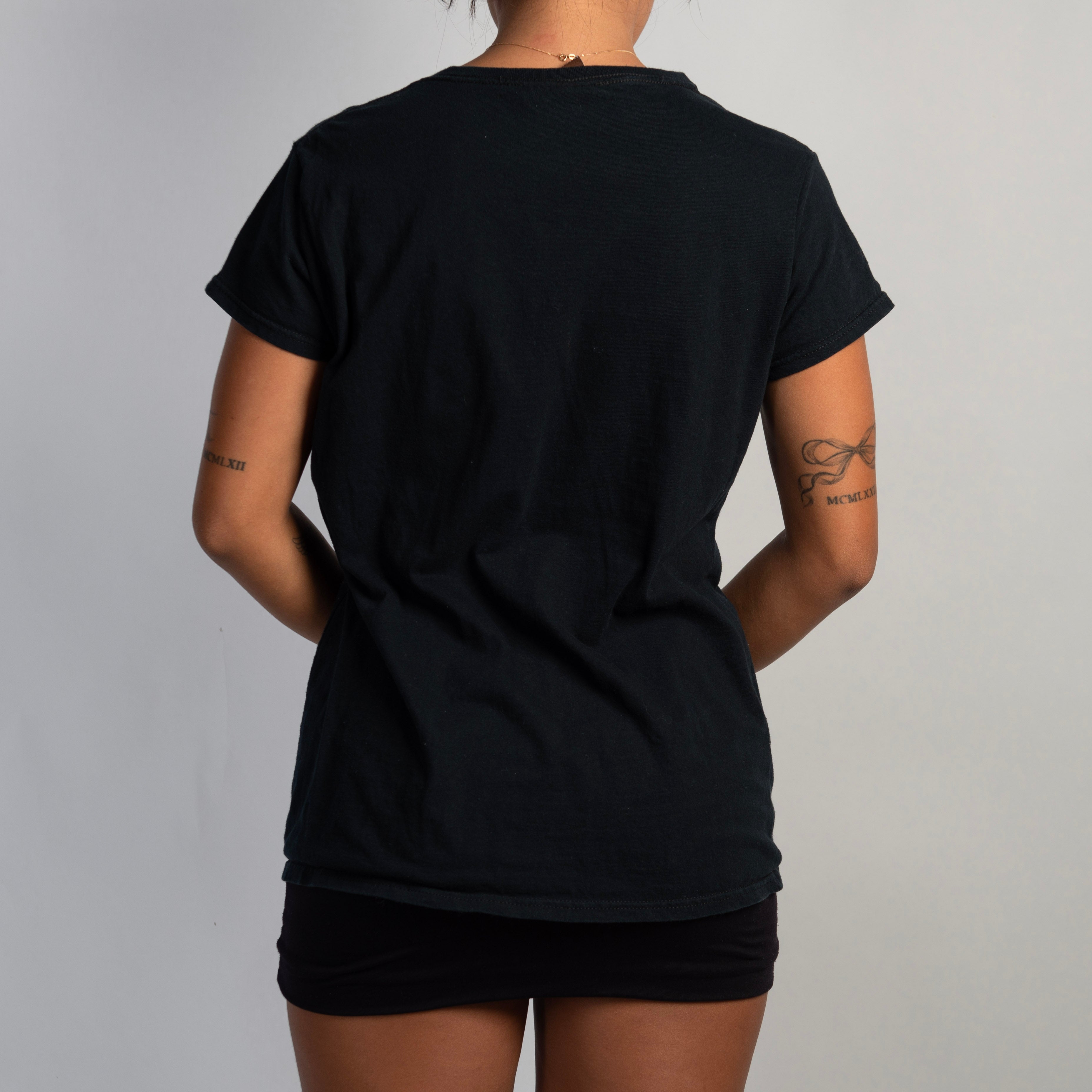 BLACK GRAPHIC TSHIRT