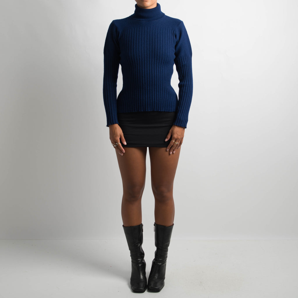 NAVY WOOL TURTLENECK
