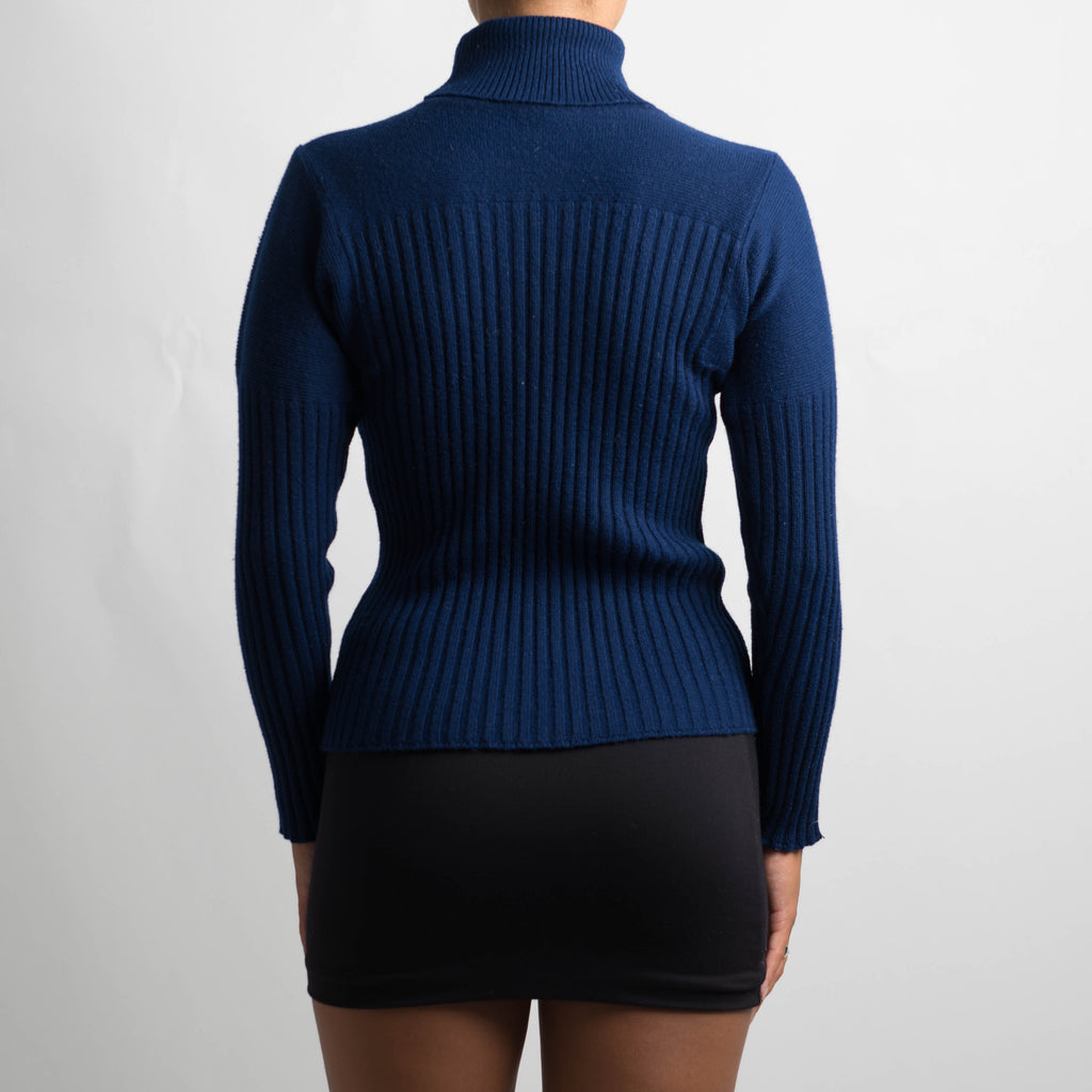 NAVY WOOL TURTLENECK