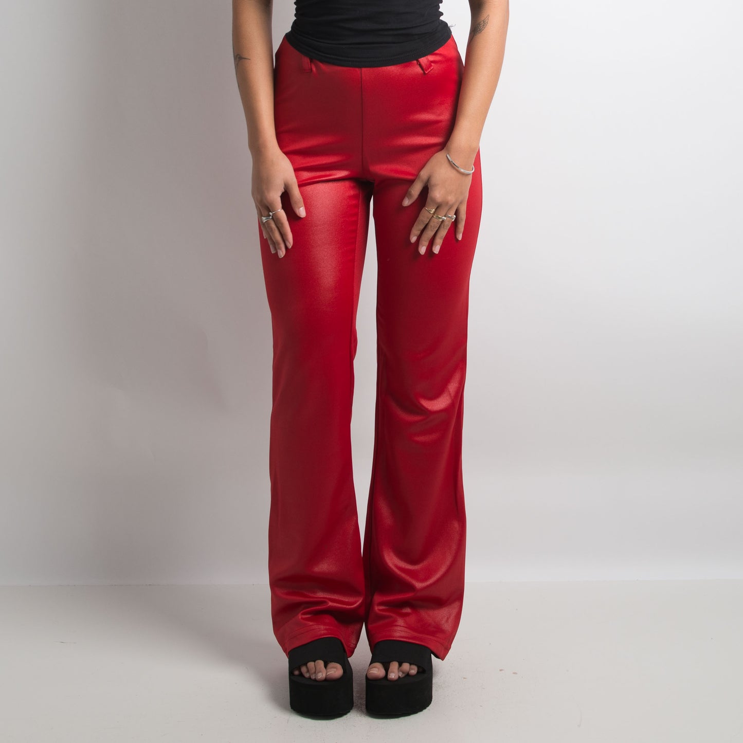 PANTALON ROUGE SCINTILLANT Y2K