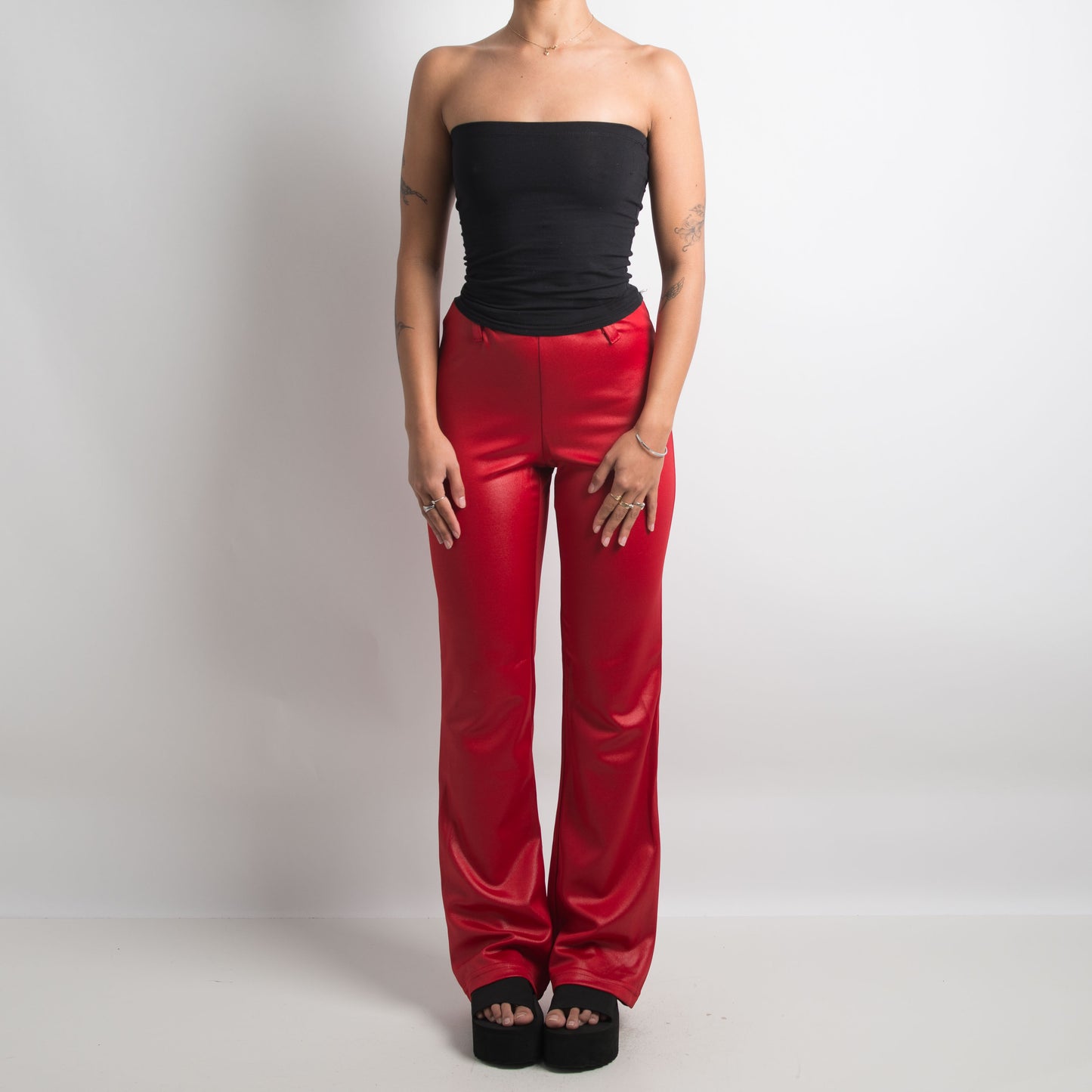 PANTALON ROUGE SCINTILLANT Y2K