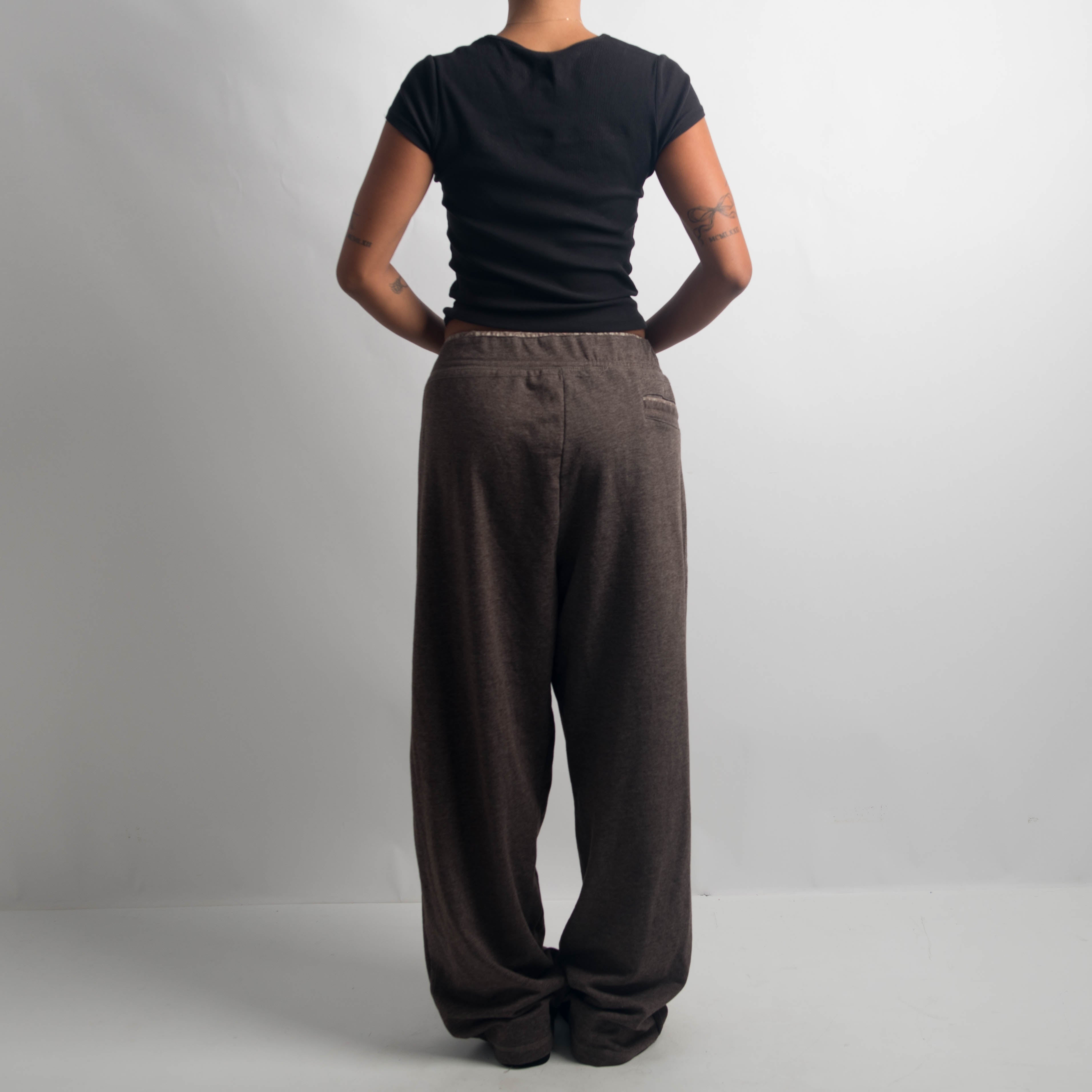 BROWN FLEECE SWEATPANTS