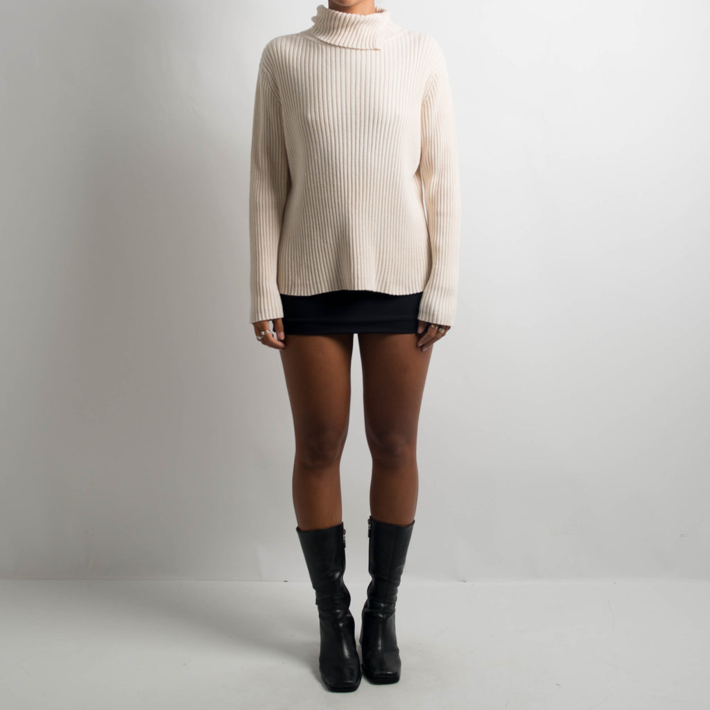 BEIGE RIB TURTLENECK TOP