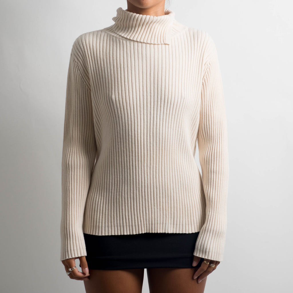 BEIGE RIB TURTLENECK TOP