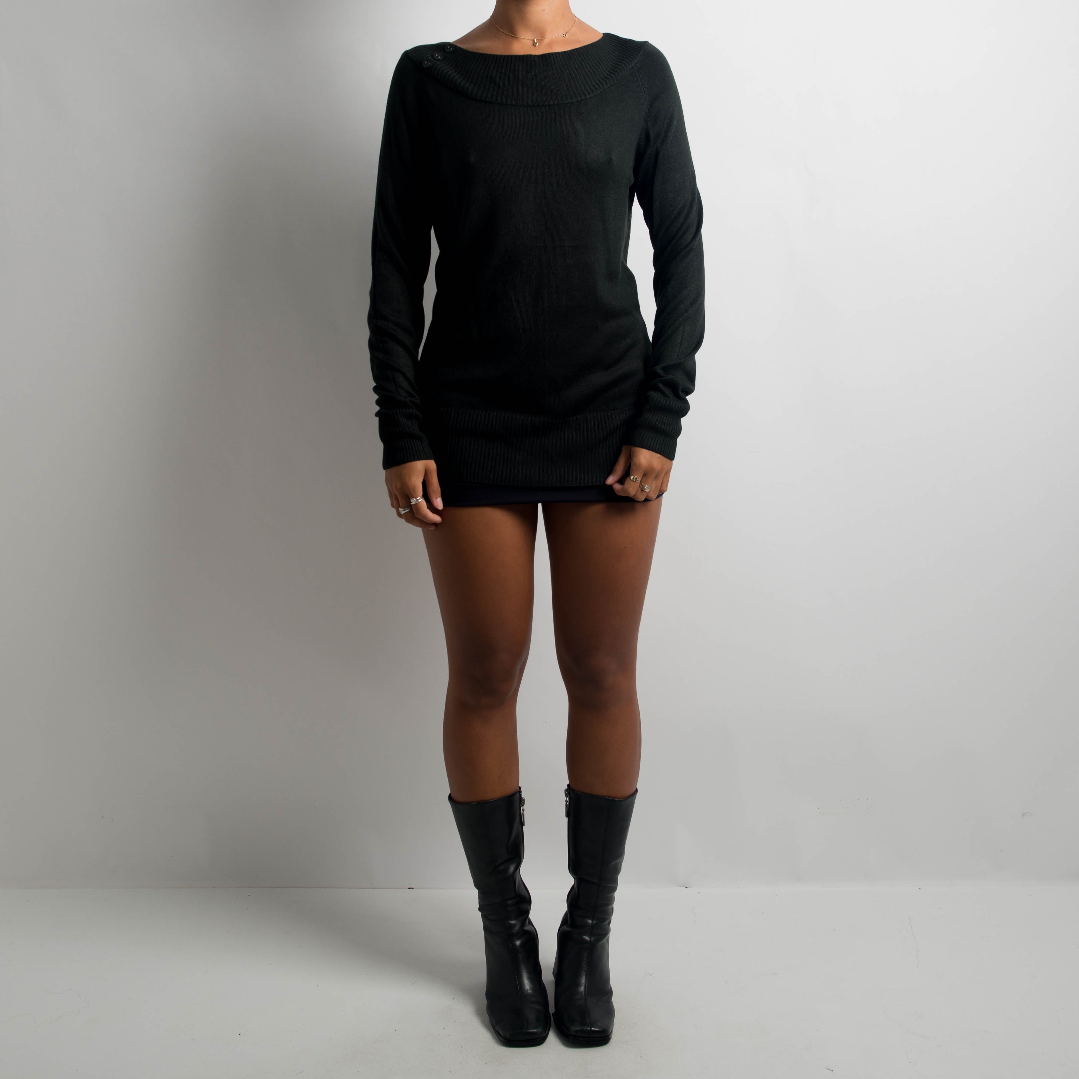 BLACK KNIT LONG SLEEVE TOP
