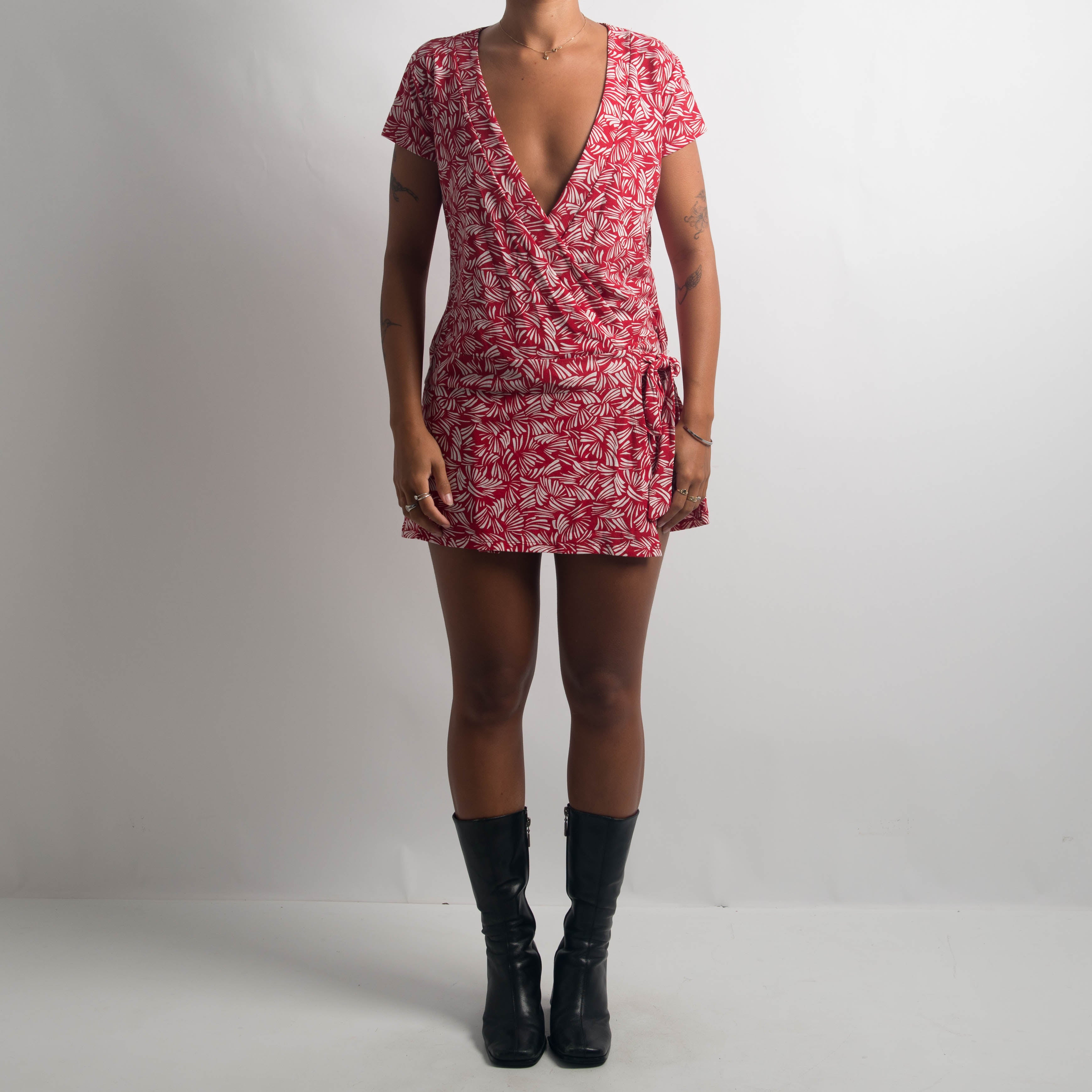 RED WRAP LONGLINE TOP