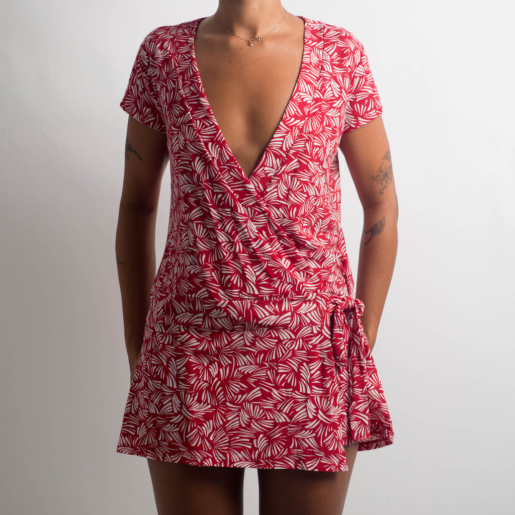 RED WRAP LONGLINE TOP