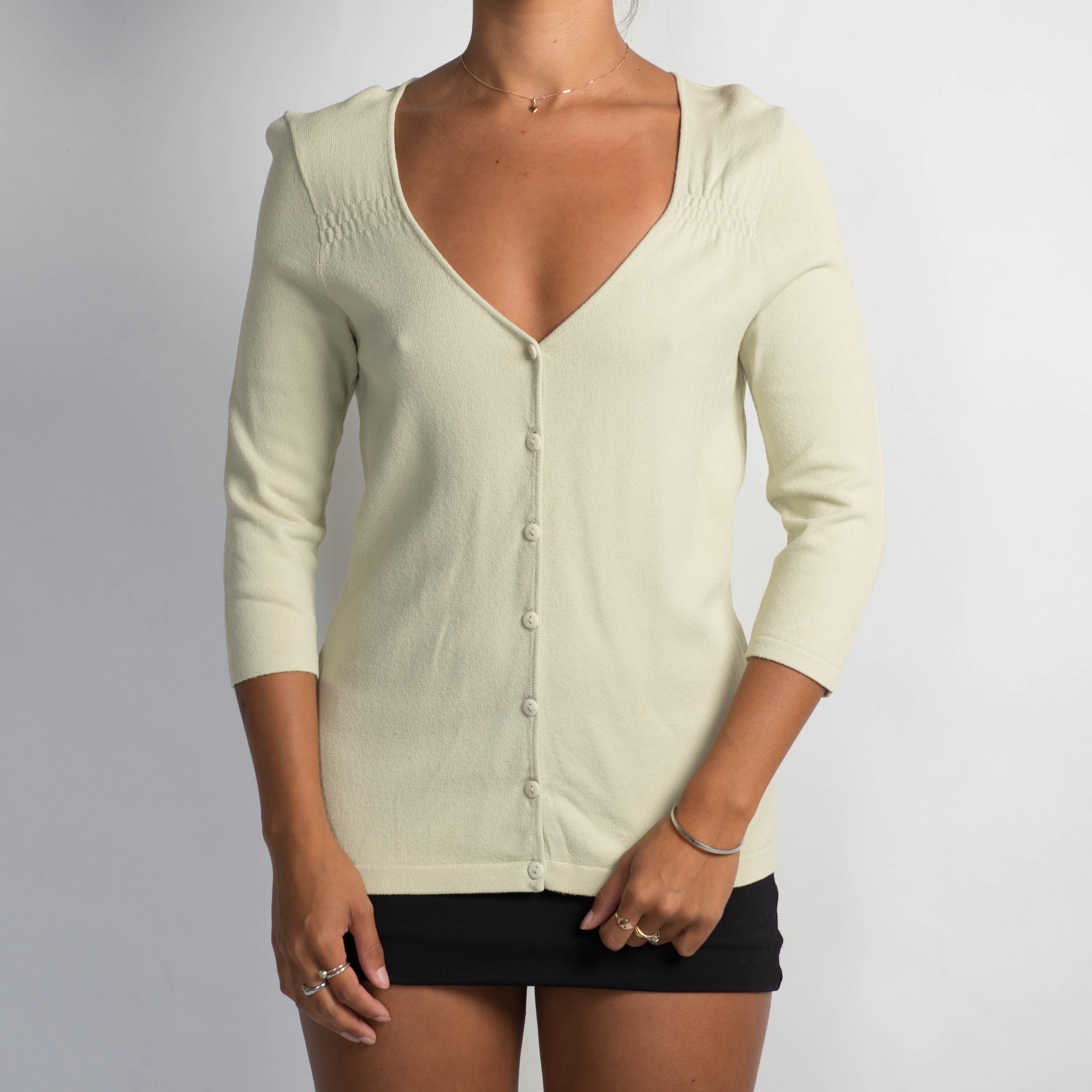 PALE 3/4 SLEEVE CARDIGAN