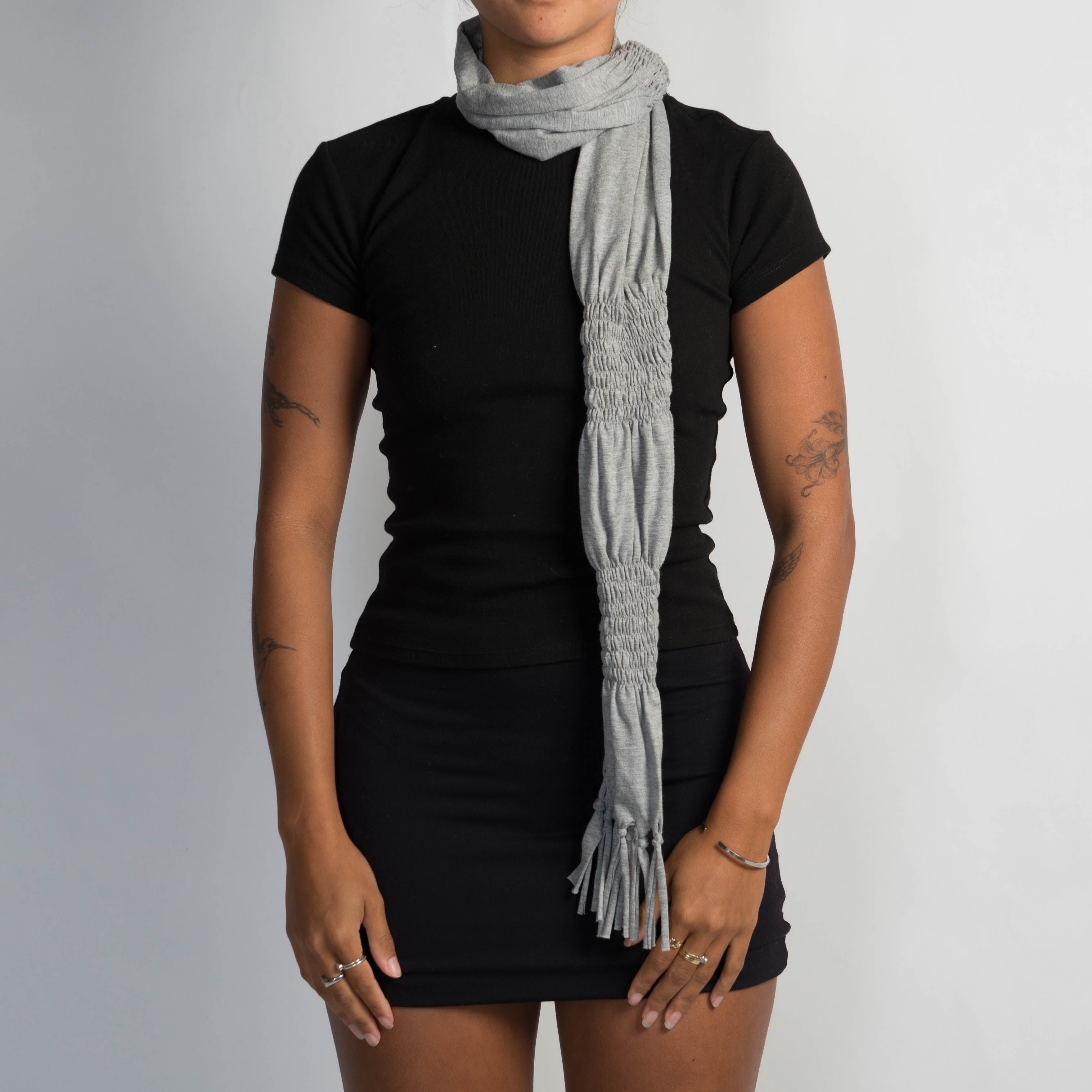 GREY SKINNY SCARF