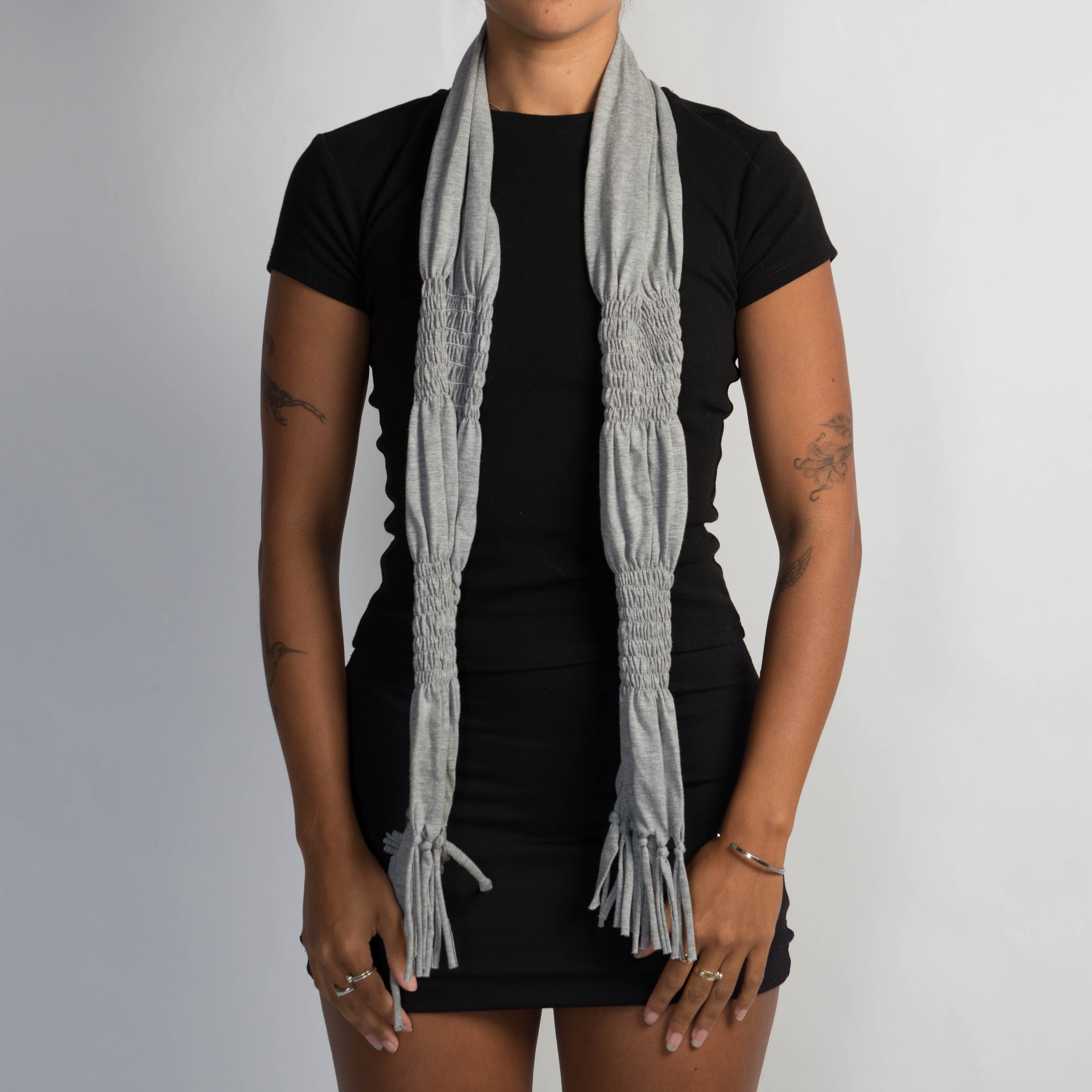 GREY SKINNY SCARF
