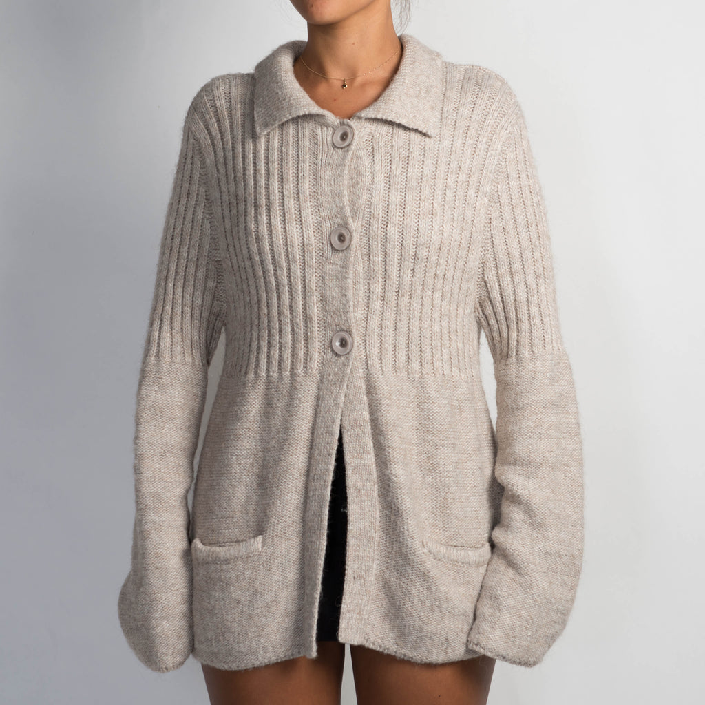 BEIGE RIB KNIT CARDIGAN