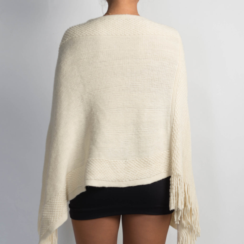 CREAM KNIT PONCHO