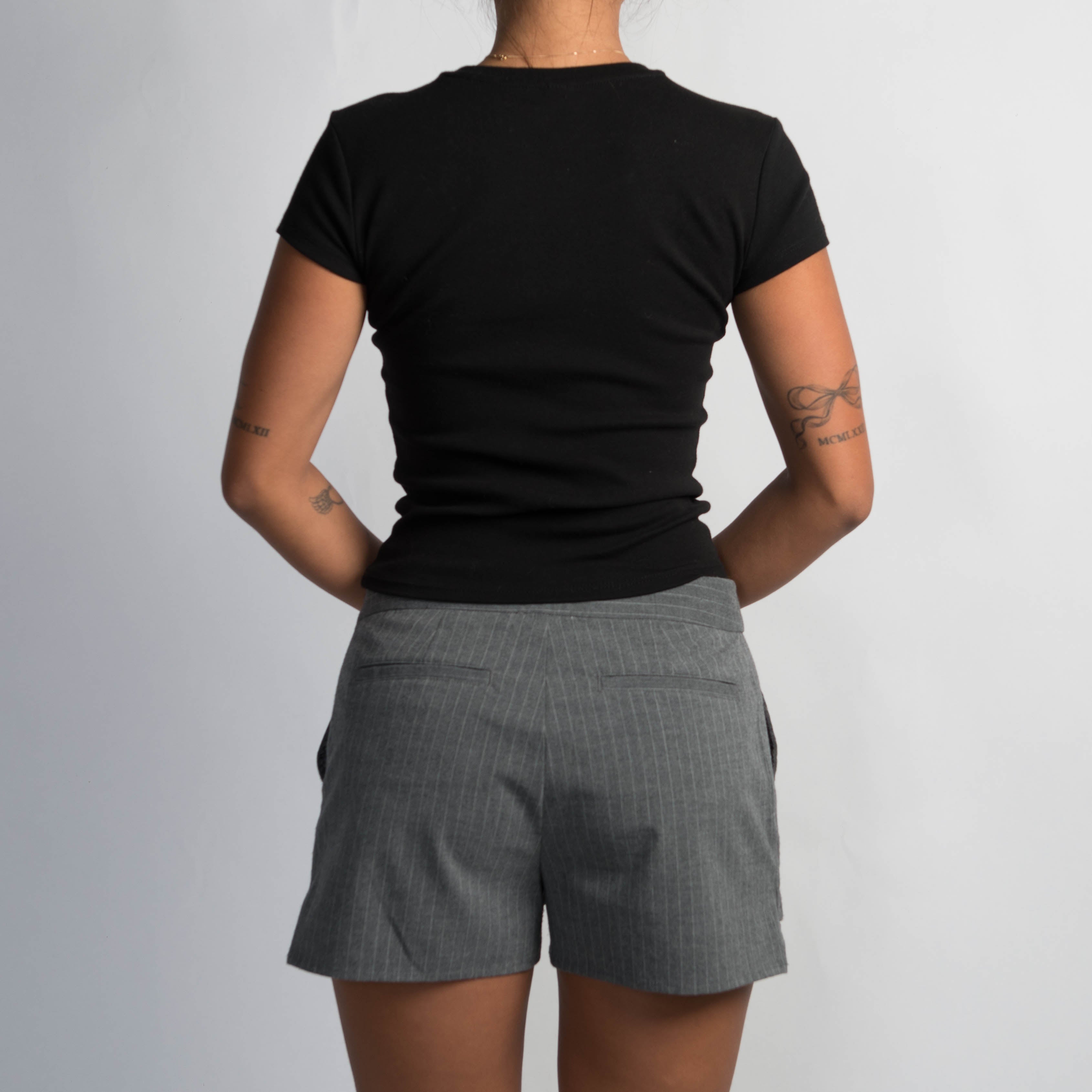 GREY STRIPE SKORT