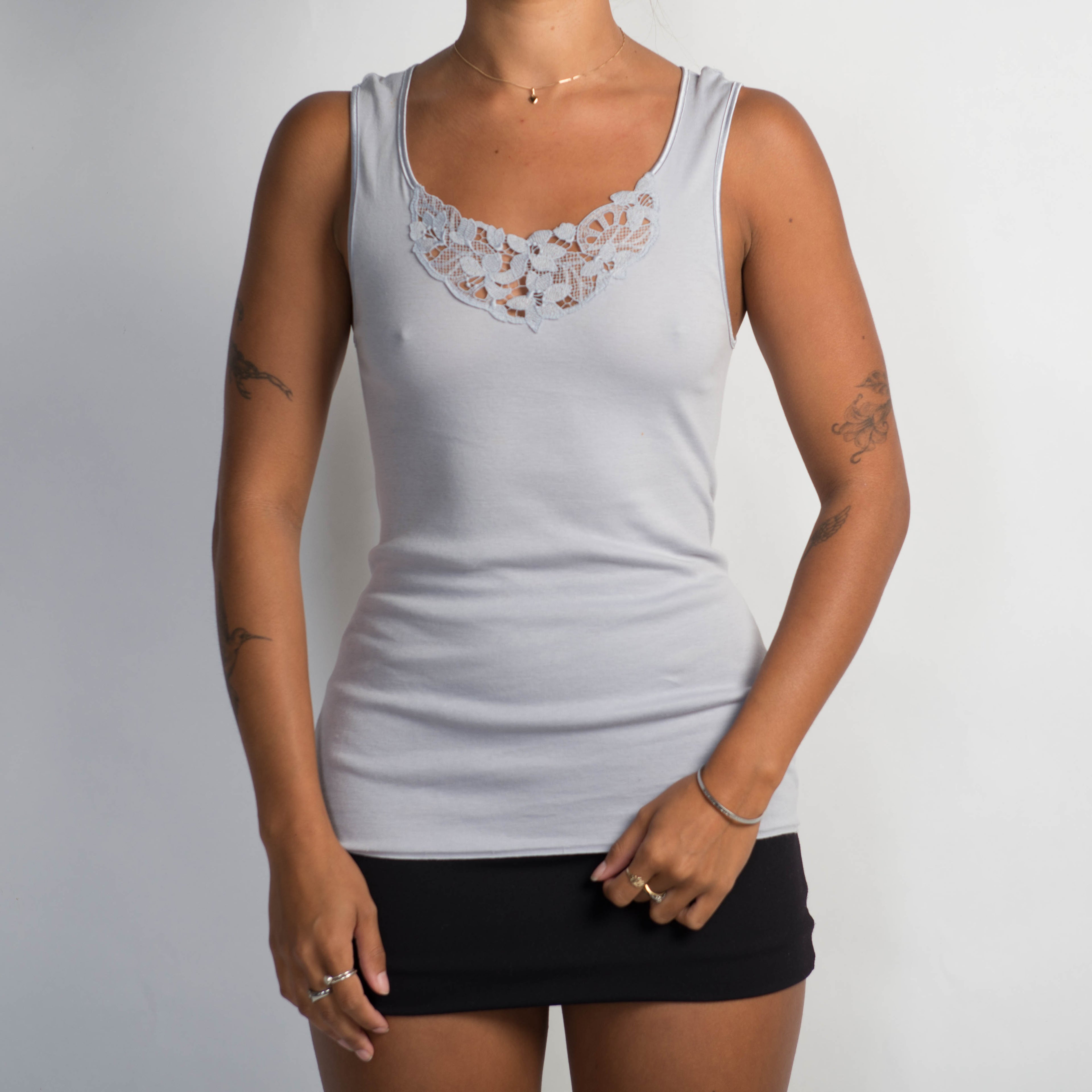 GREY SLEEVELESS TOP