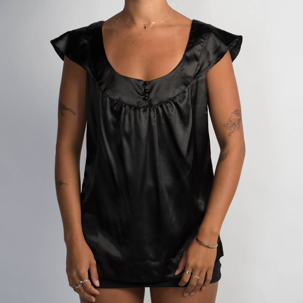 BLACK SATIN TOP