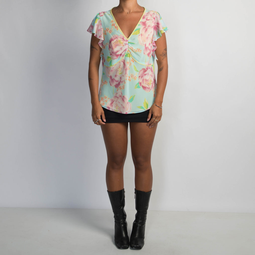 FLORAL RUFFLE TOP