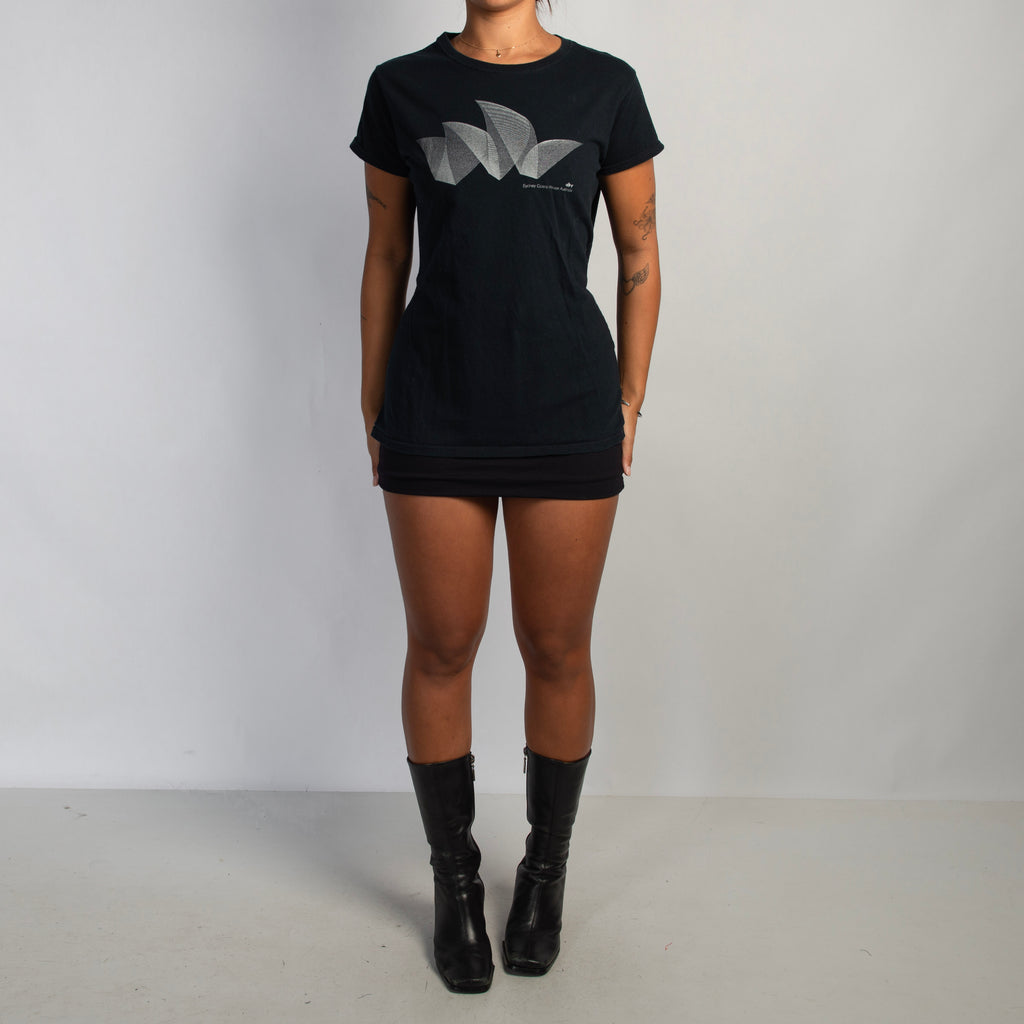 BLACK GRAPHIC TSHIRT
