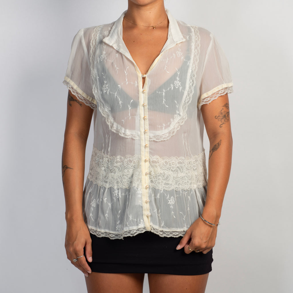 CREAM LACE BLOUSE