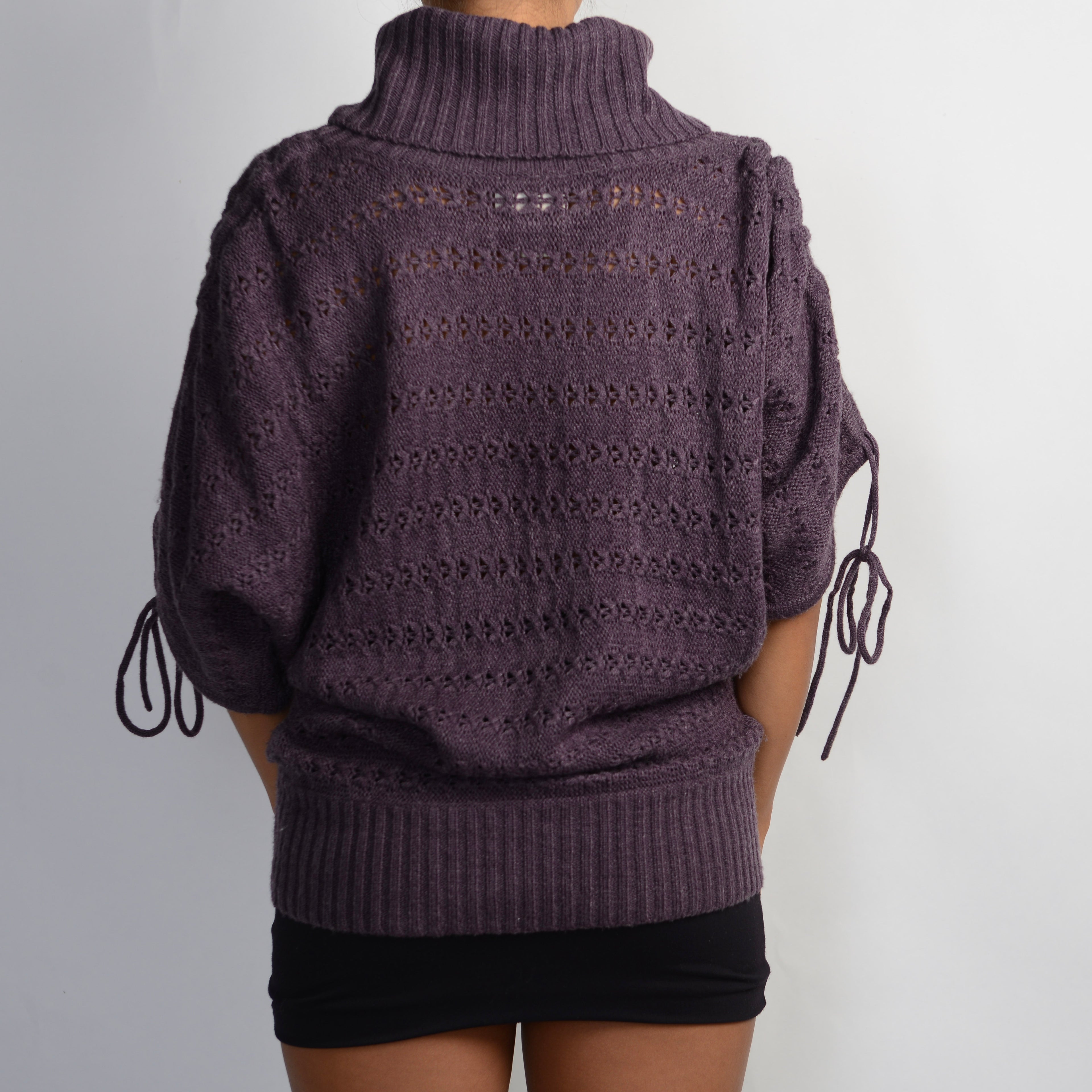PURPLE KNIT TURTLENECK