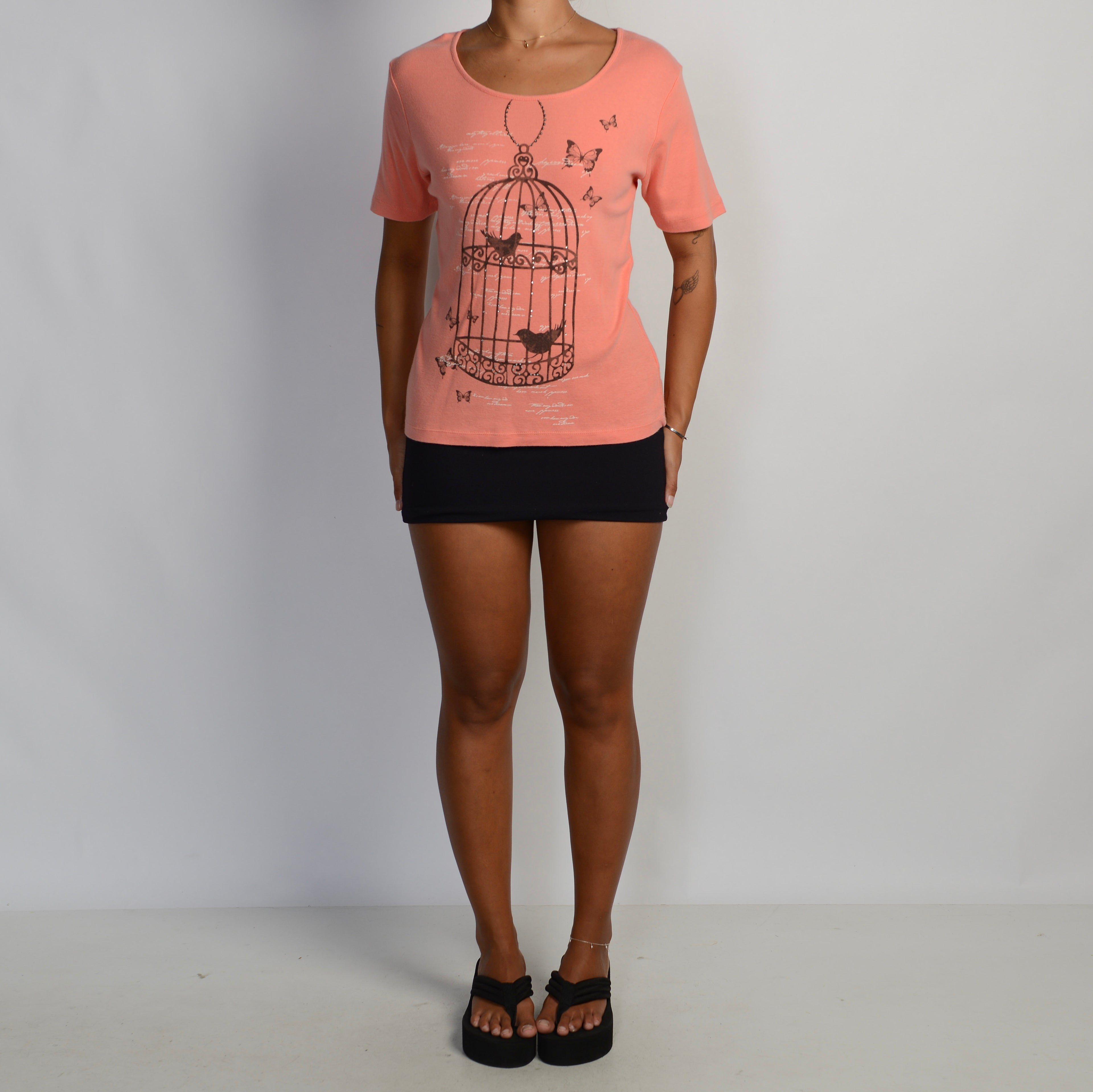 PEACH GRAPHIC TEE
