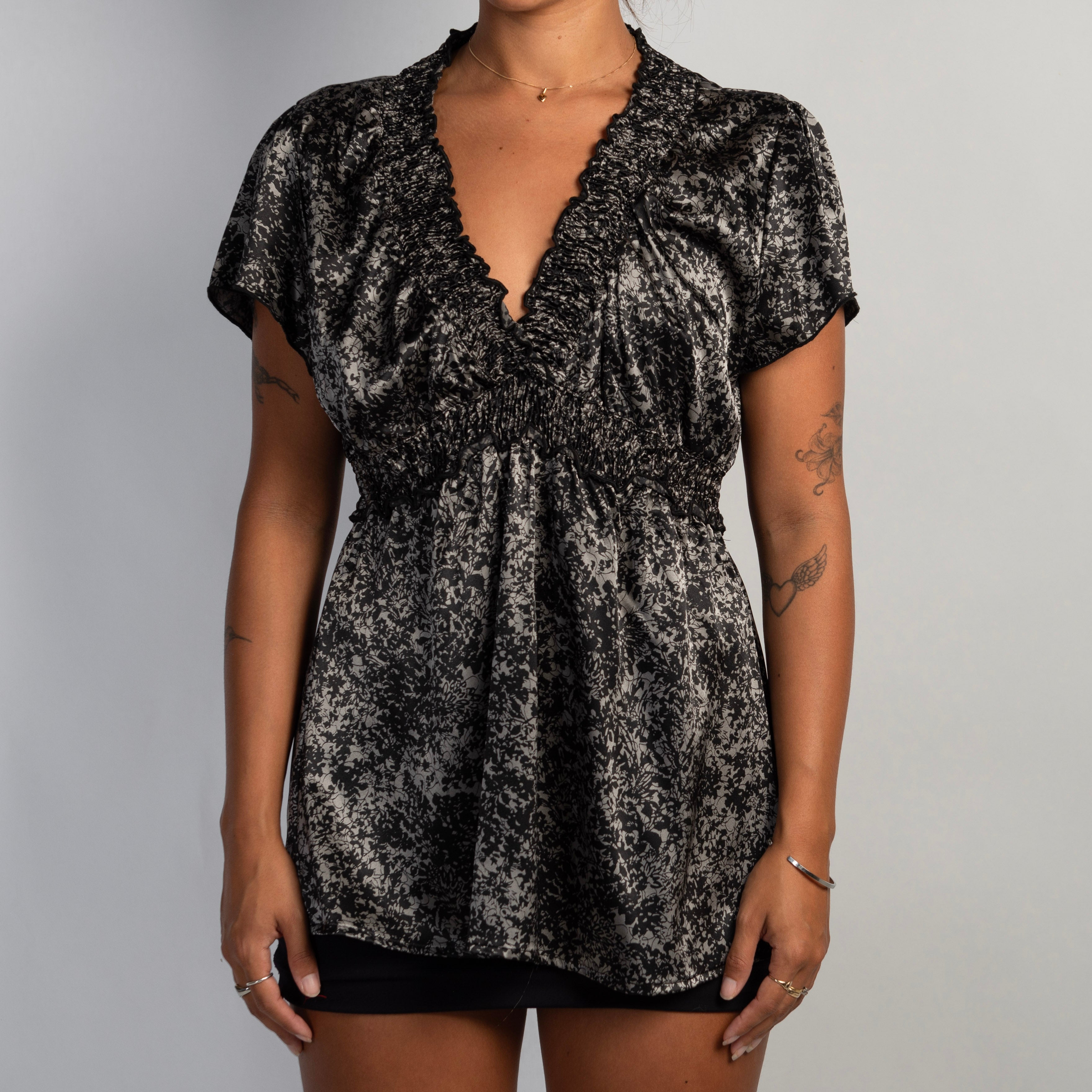 GREY PATTERN SATIN TOP