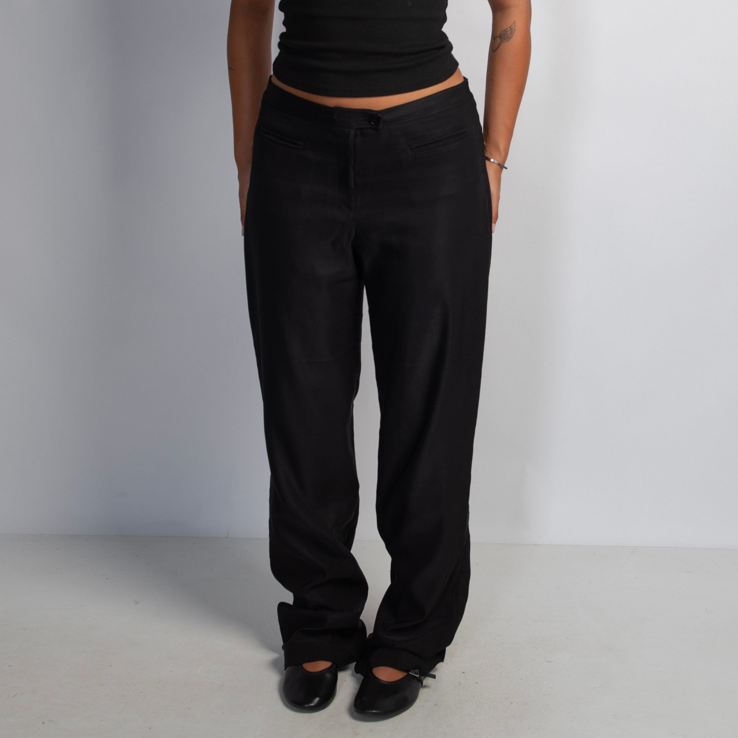 BLACK STRAIGHT LEG PANTS