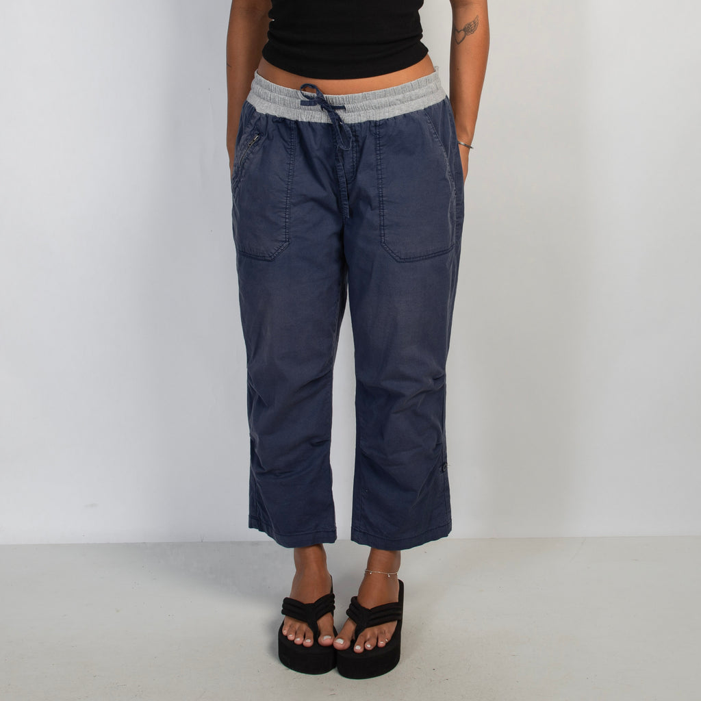 NAVY CROP CARGO PANTS