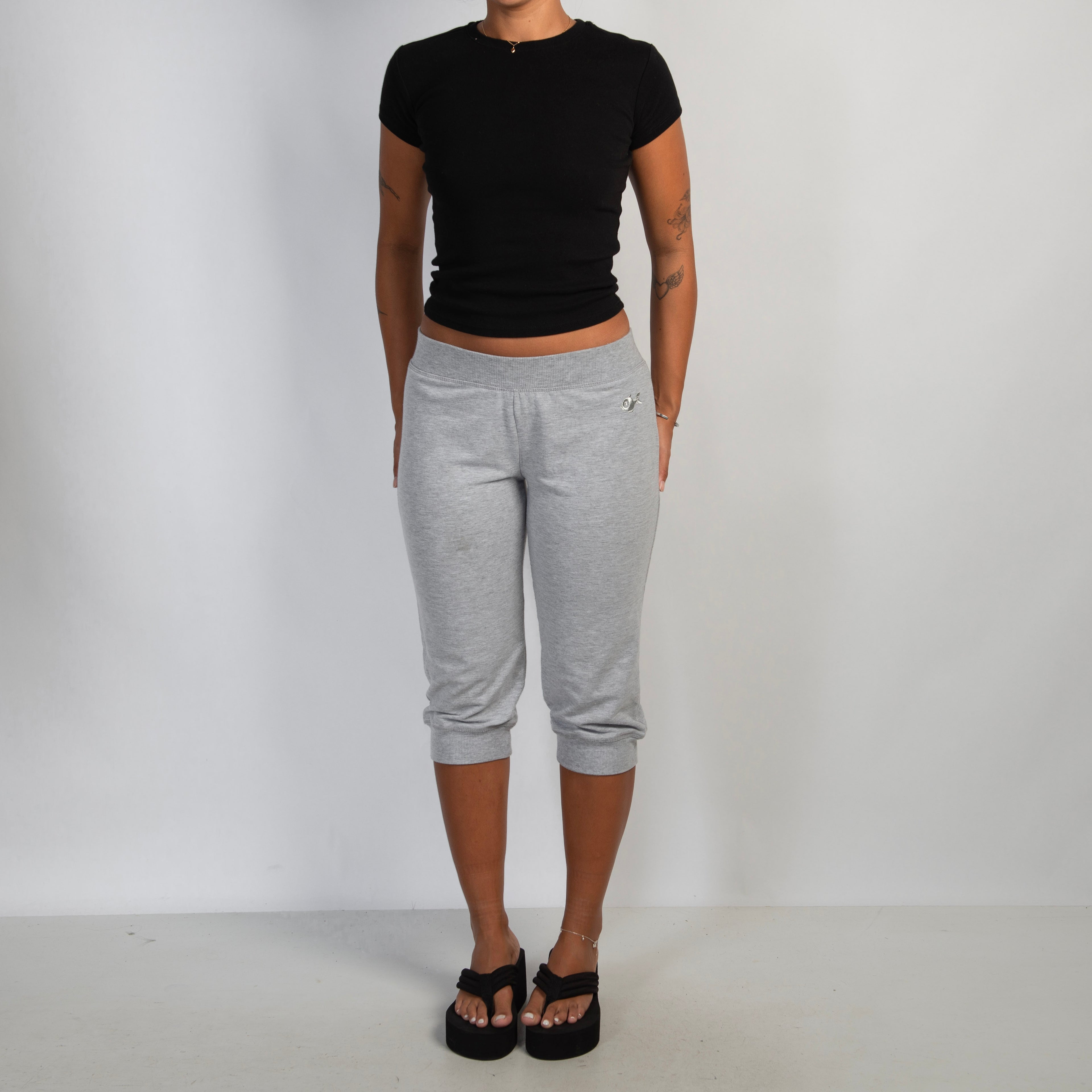 GREY CAPRI LOUNGE PANTS