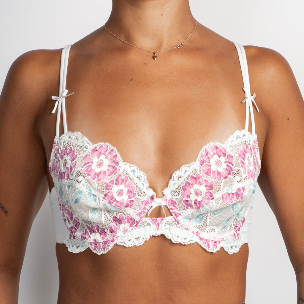 WHITE LACE SOFT CUP BRA