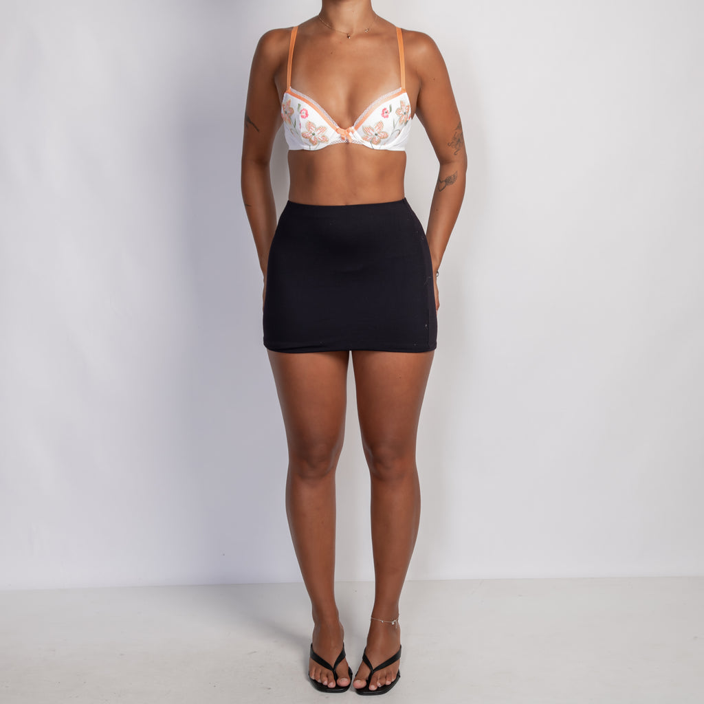 EMBROIDERED FLORAL BRA