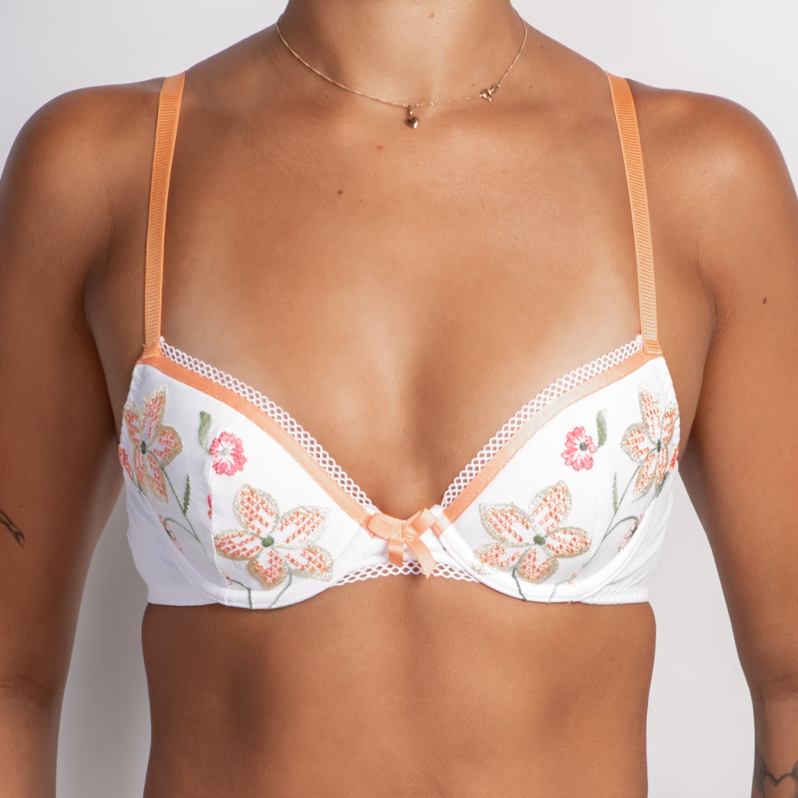 EMBROIDERED FLORAL BRA