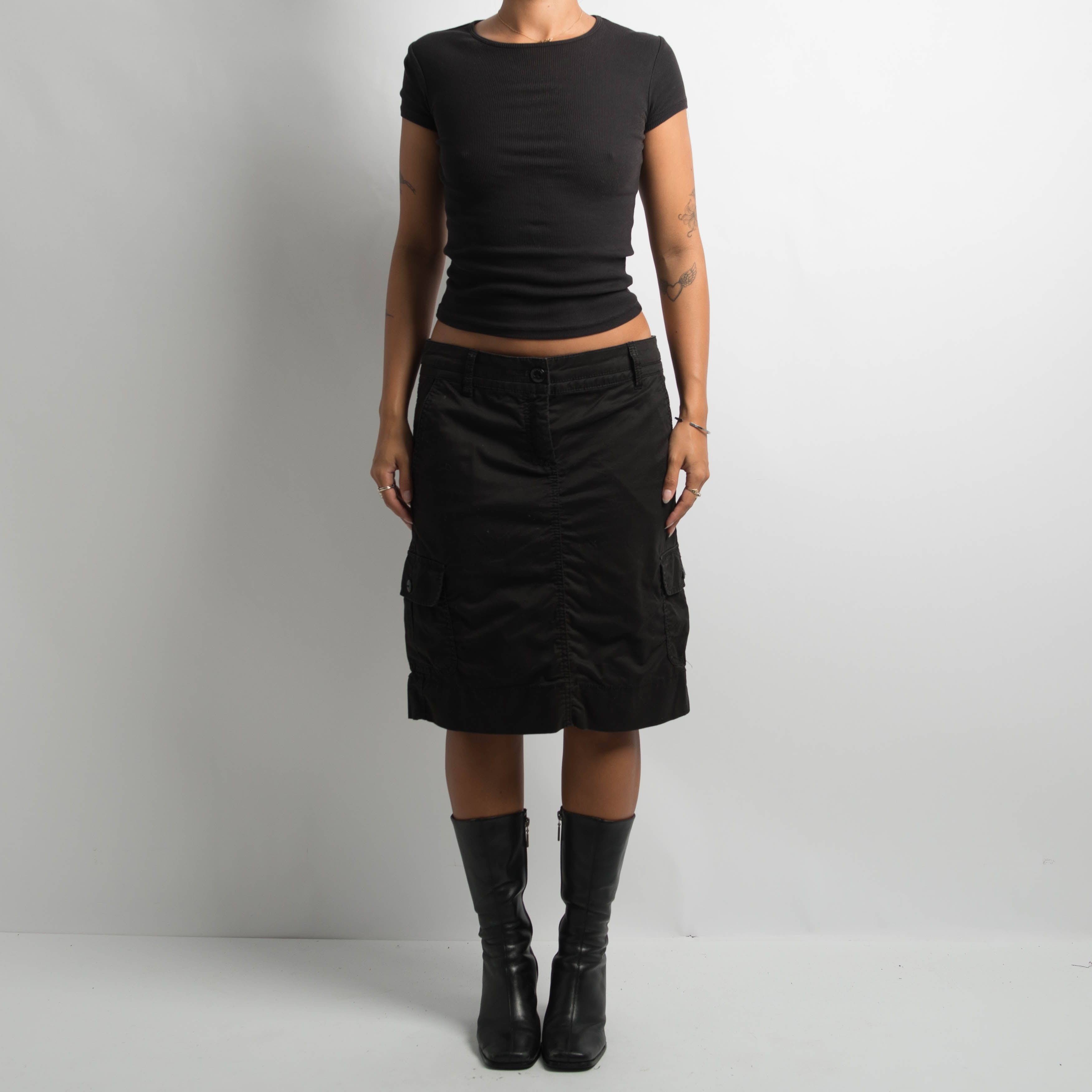 BLACK CARGO MIDI SKIRT