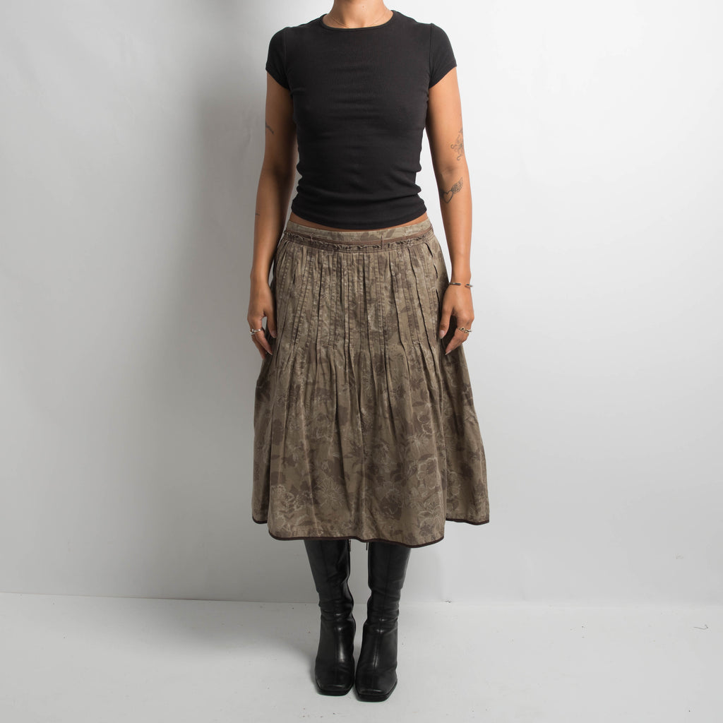 MICRO PLEAT MIDI SKIRT