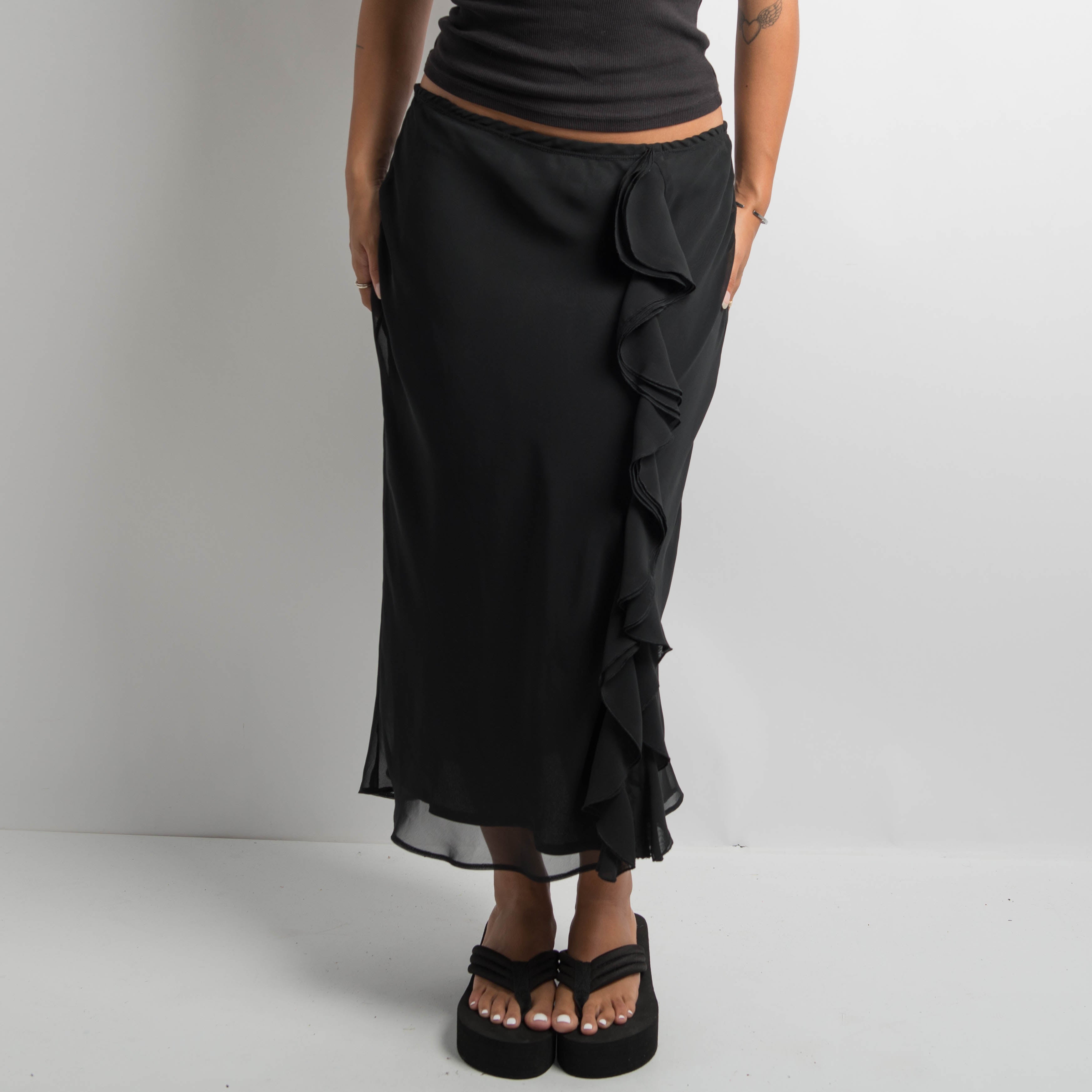 BLACK RUFFLE MIDI SKIRT