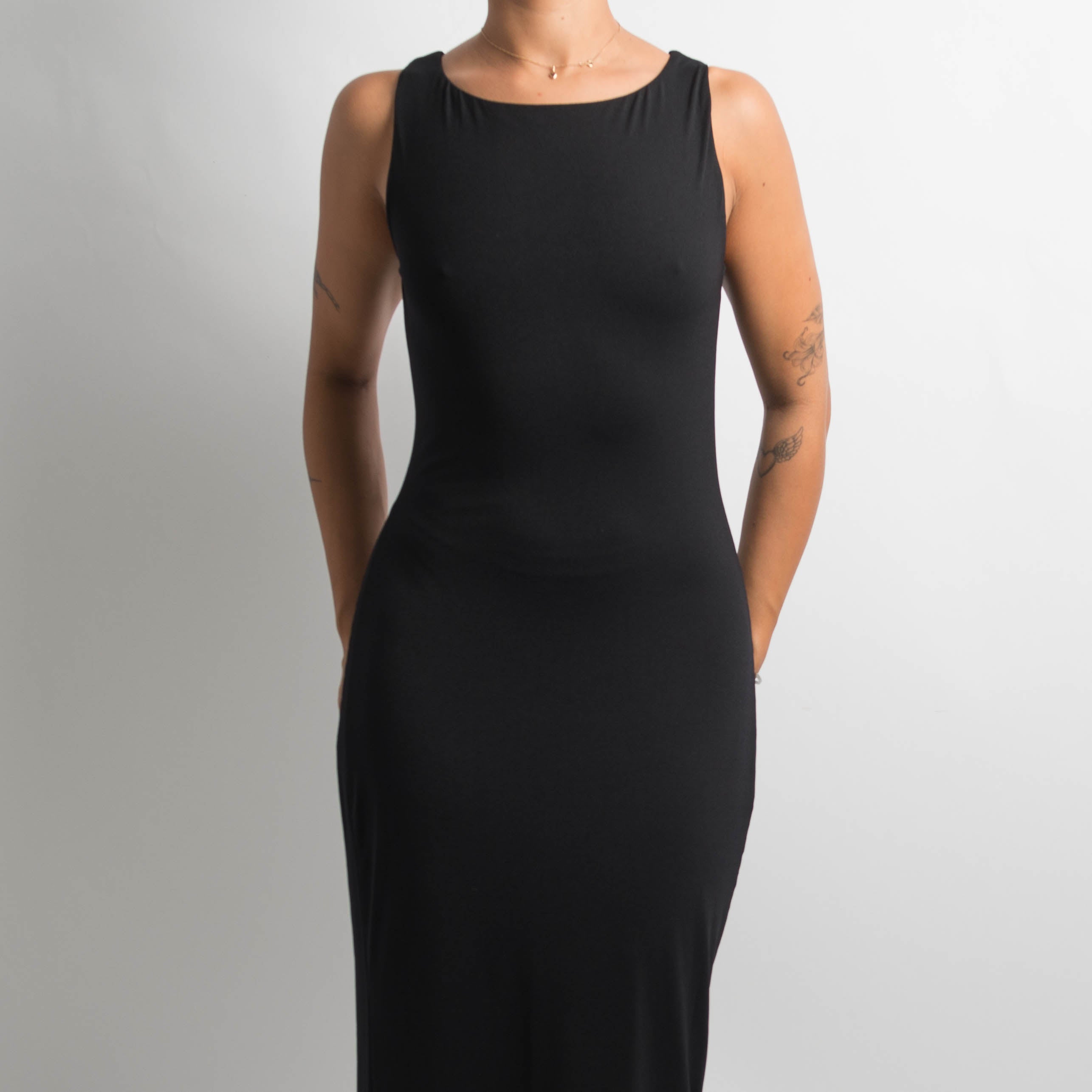 BLACK STRETCH MIDI DRESS
