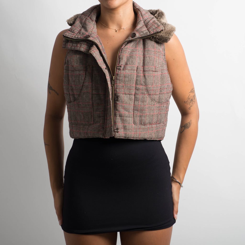 PLAID CROP PUFFER VEST