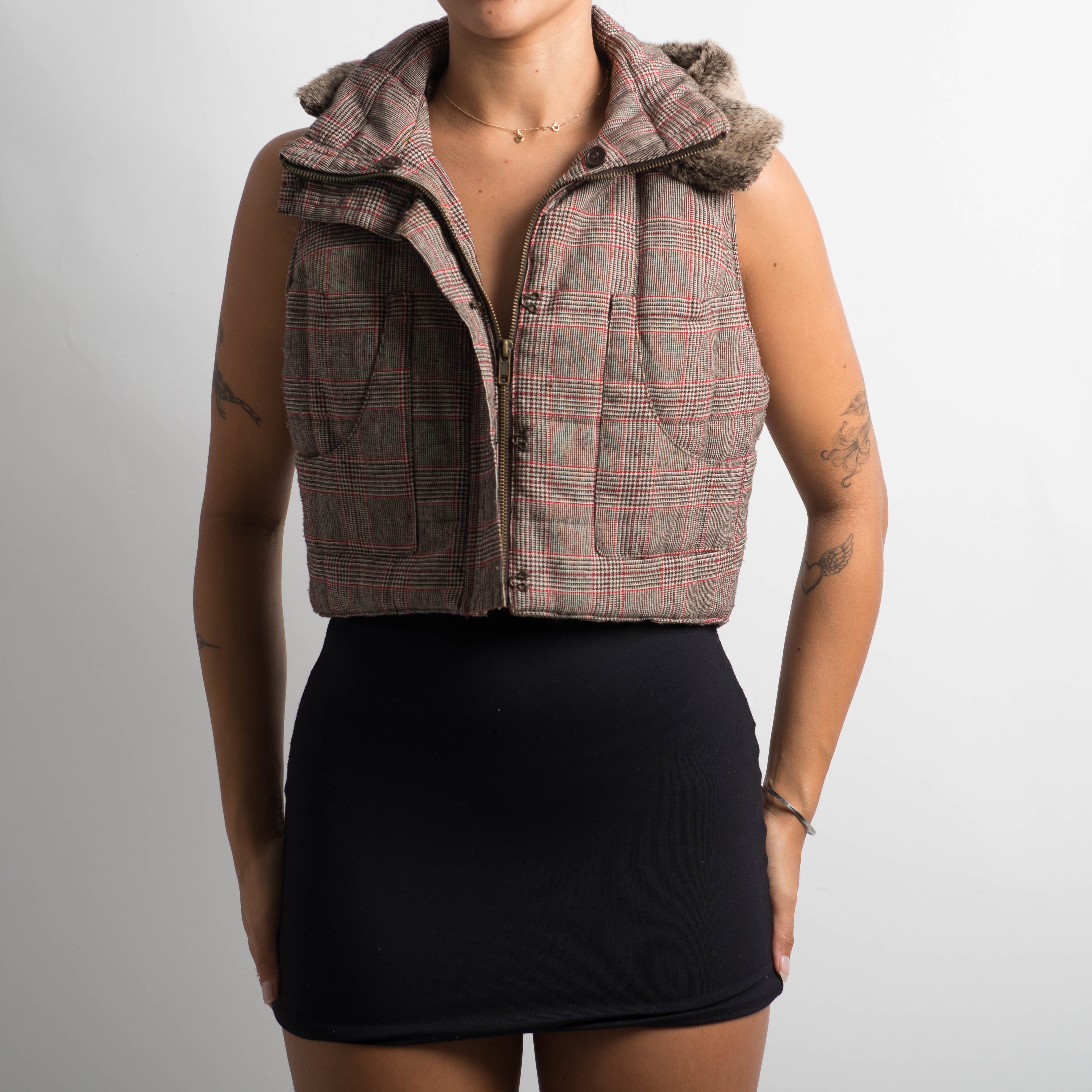 PLAID CROP PUFFER VEST