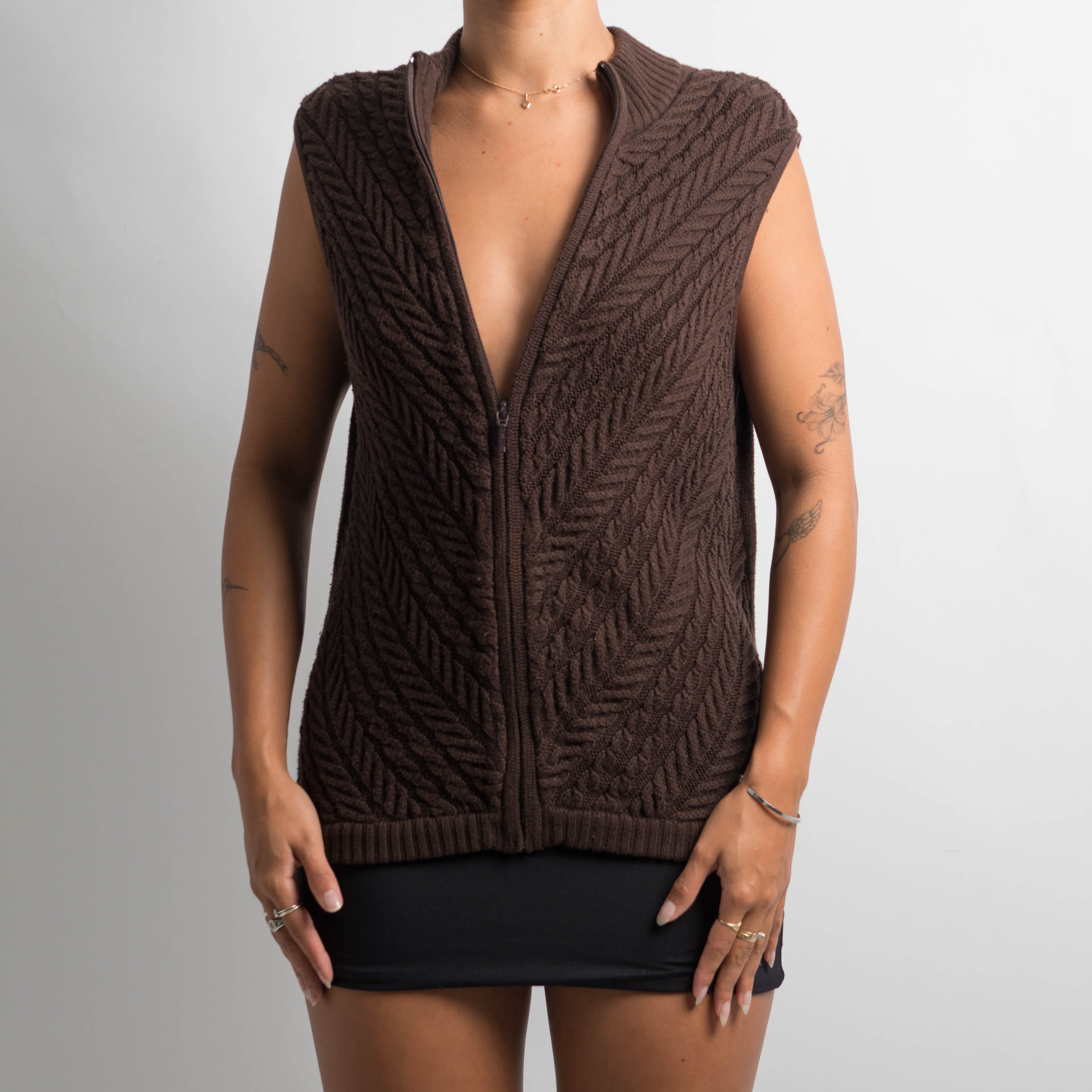BROWN ZIP KNIT VEST