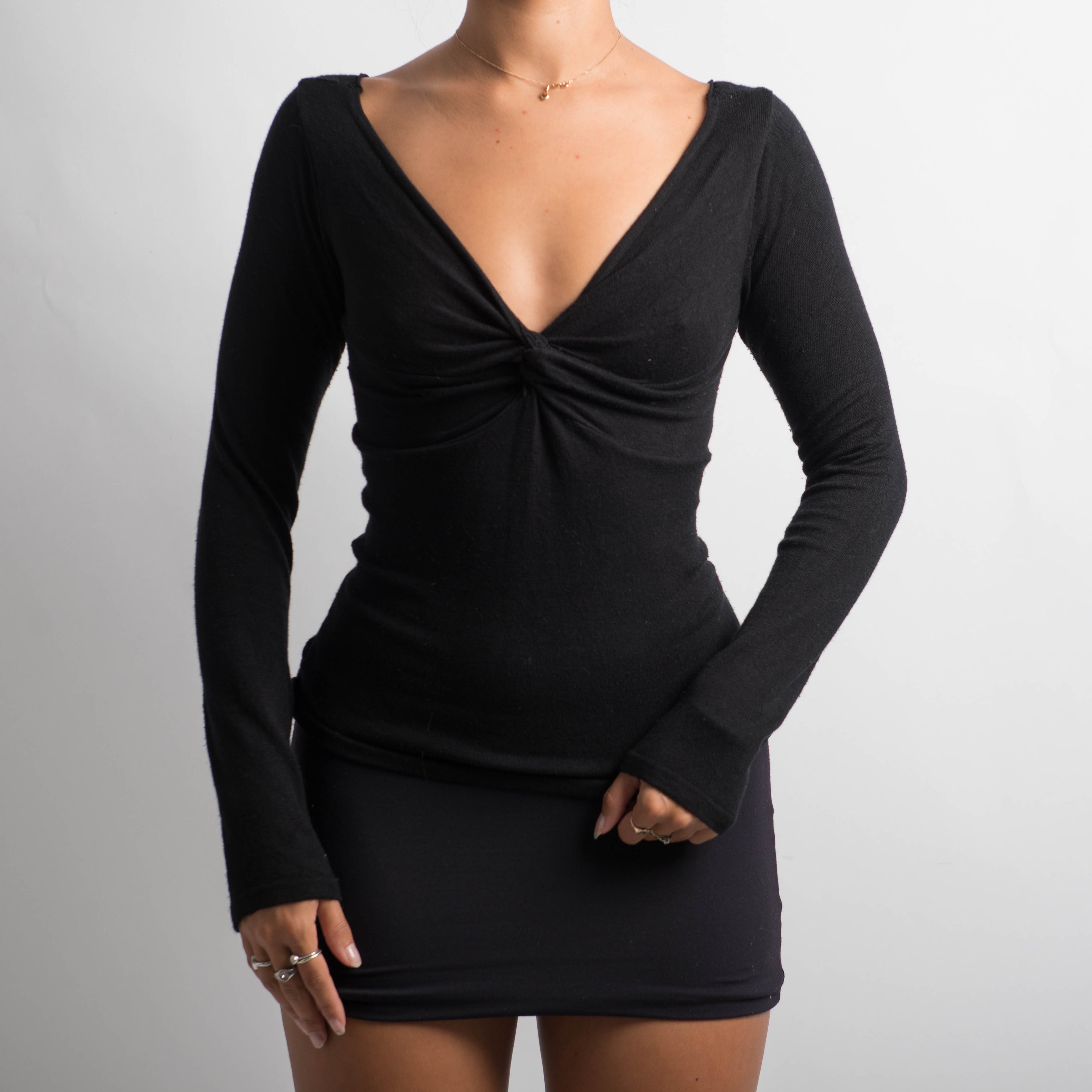 LACE UP KNIT LONG SLEEVE TOP