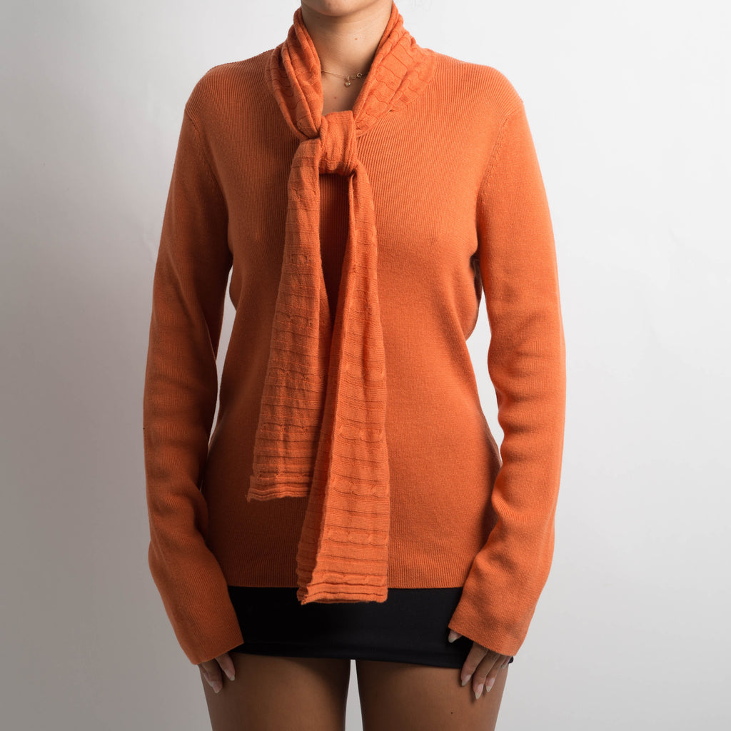 ORANGE KNIT LONG SLEEVE TOP