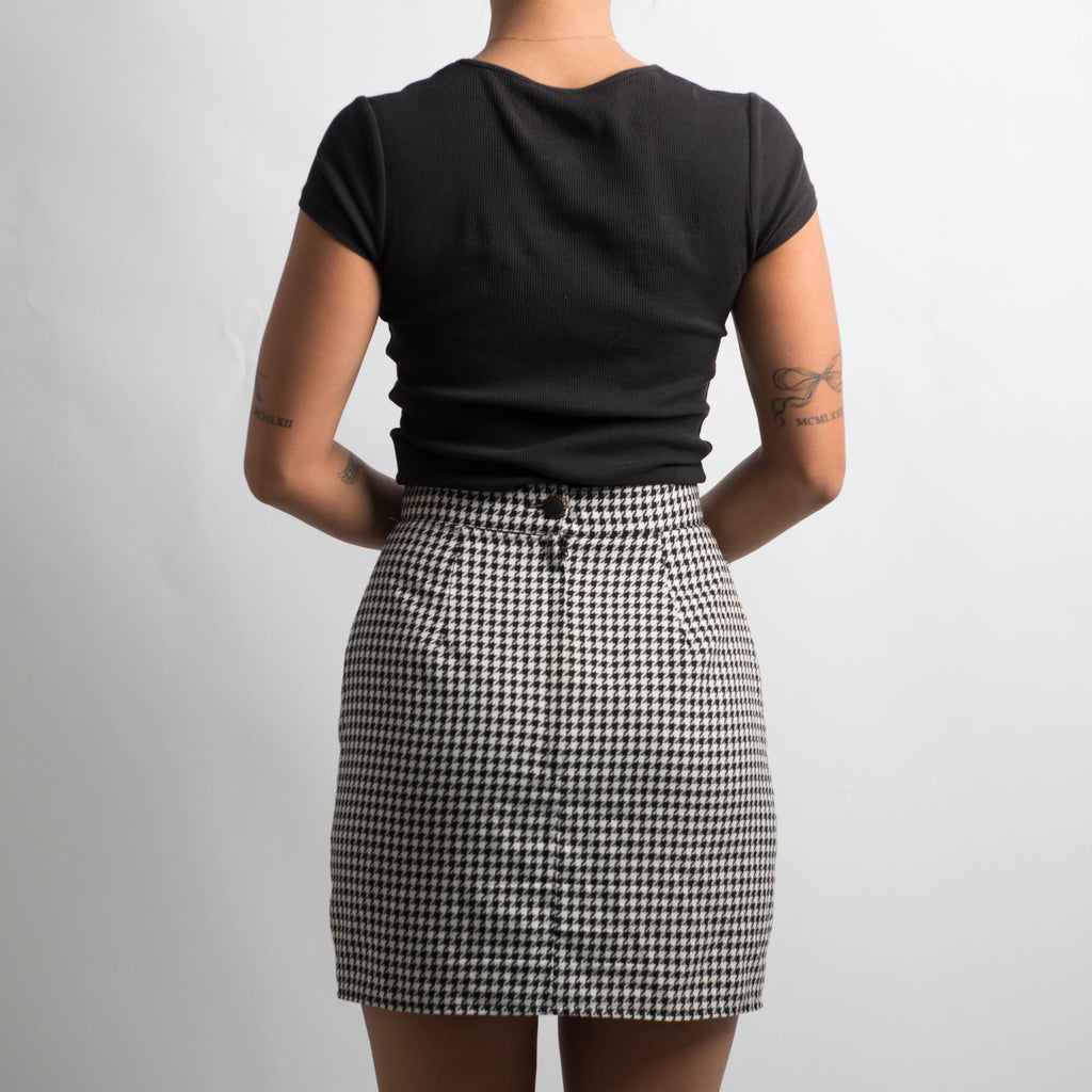 HOUNDSTOOTH MINI SKIRT