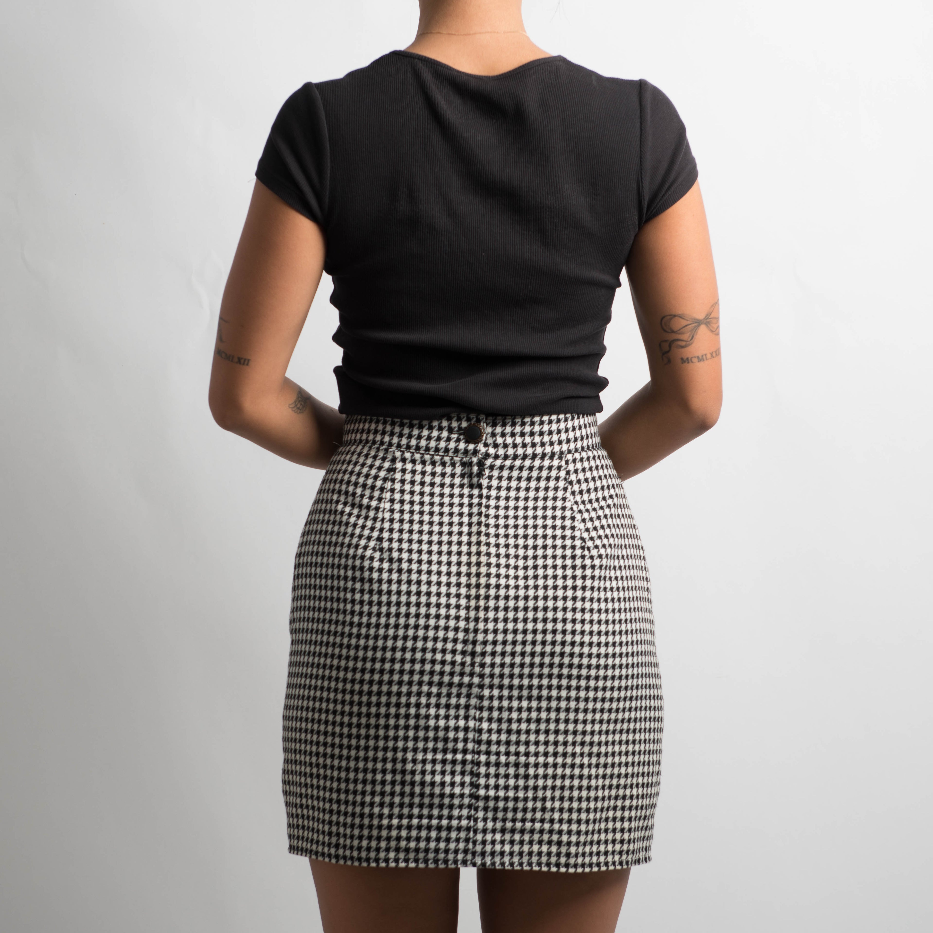 HOUNDSTOOTH MINI SKIRT